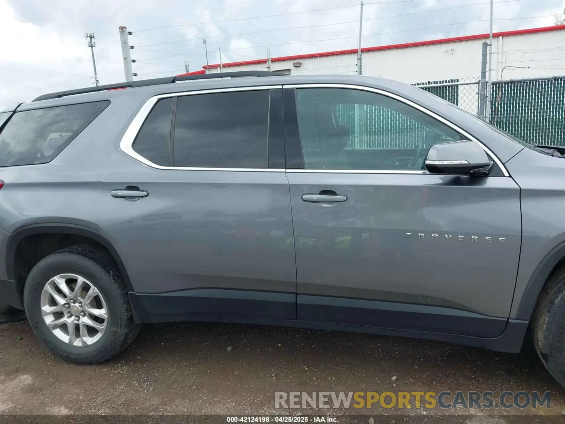 13 fotografías del automóvil dañado 1GNEVGKW2LJ199527 CHEVROLET TRAVERSE 2020