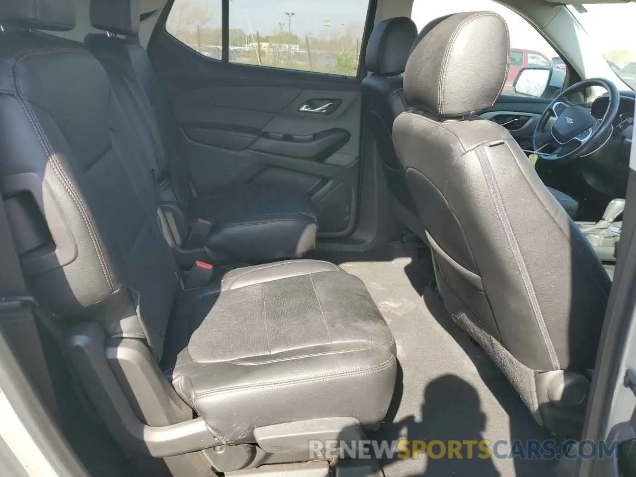 11 fotografías del automóvil dañado 1GNEVGKW4LJ218210 CHEVROLET TRAVERSE 2020