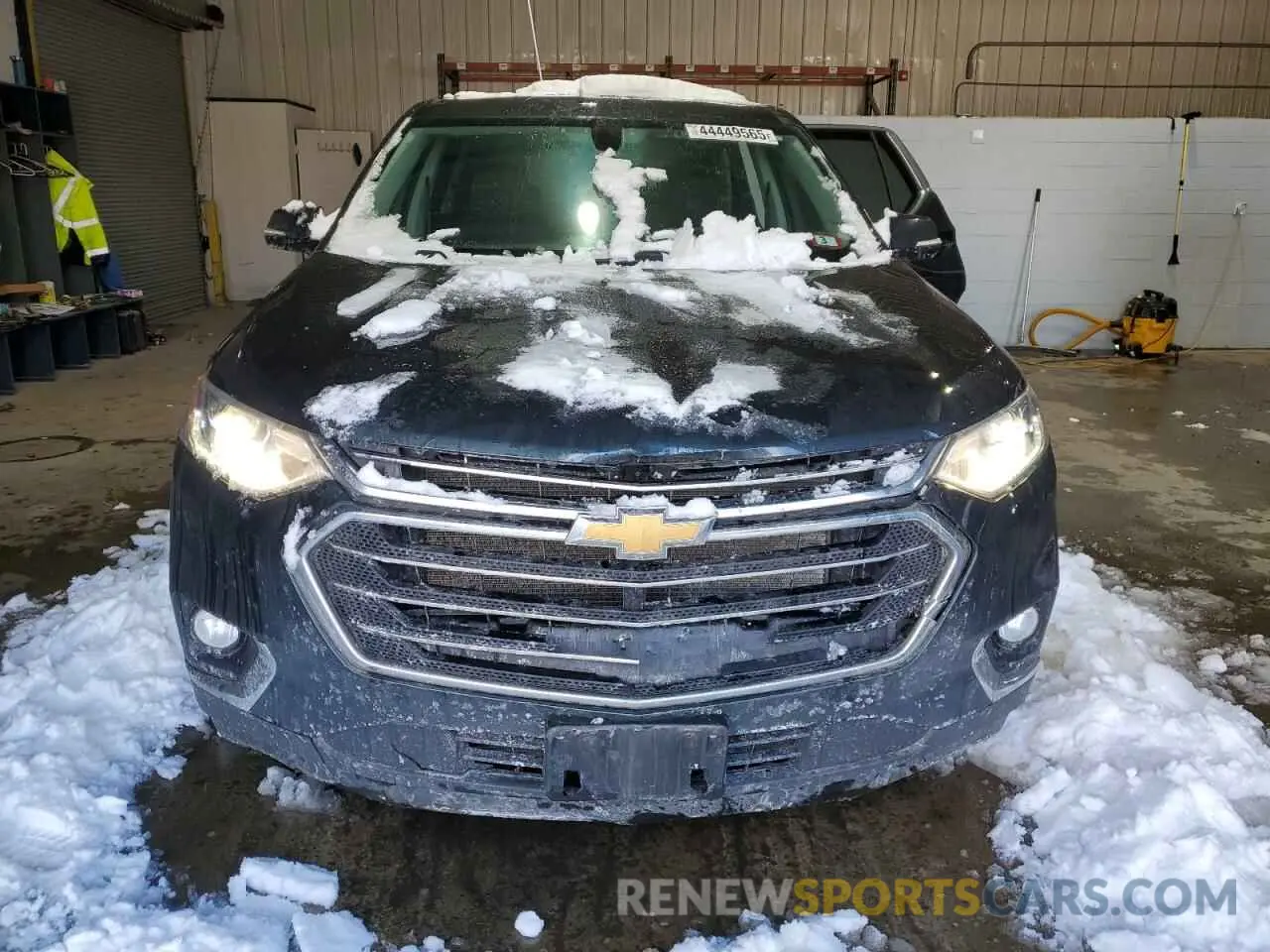 5 fotografías del automóvil dañado 1GNEVGKW6LJ248938 CHEVROLET TRAVERSE 2020