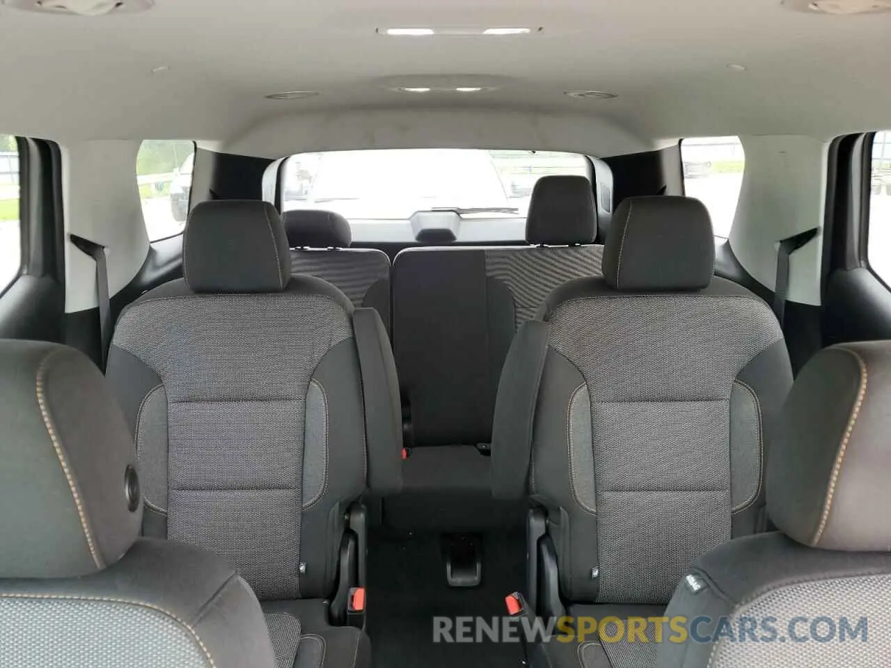 10 fotografías del automóvil dañado 1GNEVGKW7LJ138528 CHEVROLET TRAVERSE 2020