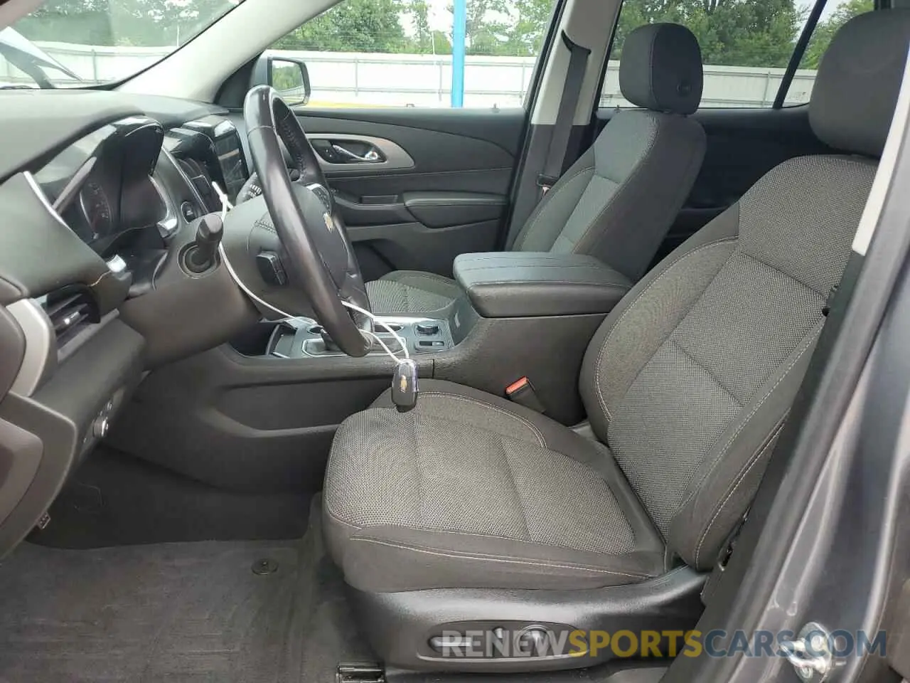 7 fotografías del automóvil dañado 1GNEVGKW7LJ138528 CHEVROLET TRAVERSE 2020