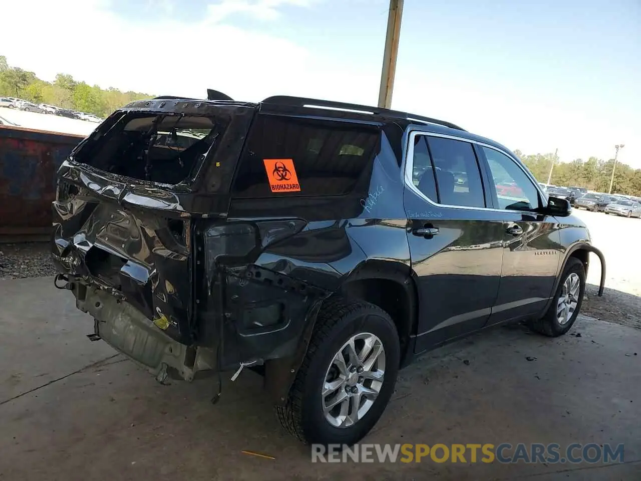 3 fotografías del automóvil dañado 1GNEVGKW9LJ247007 CHEVROLET TRAVERSE 2020
