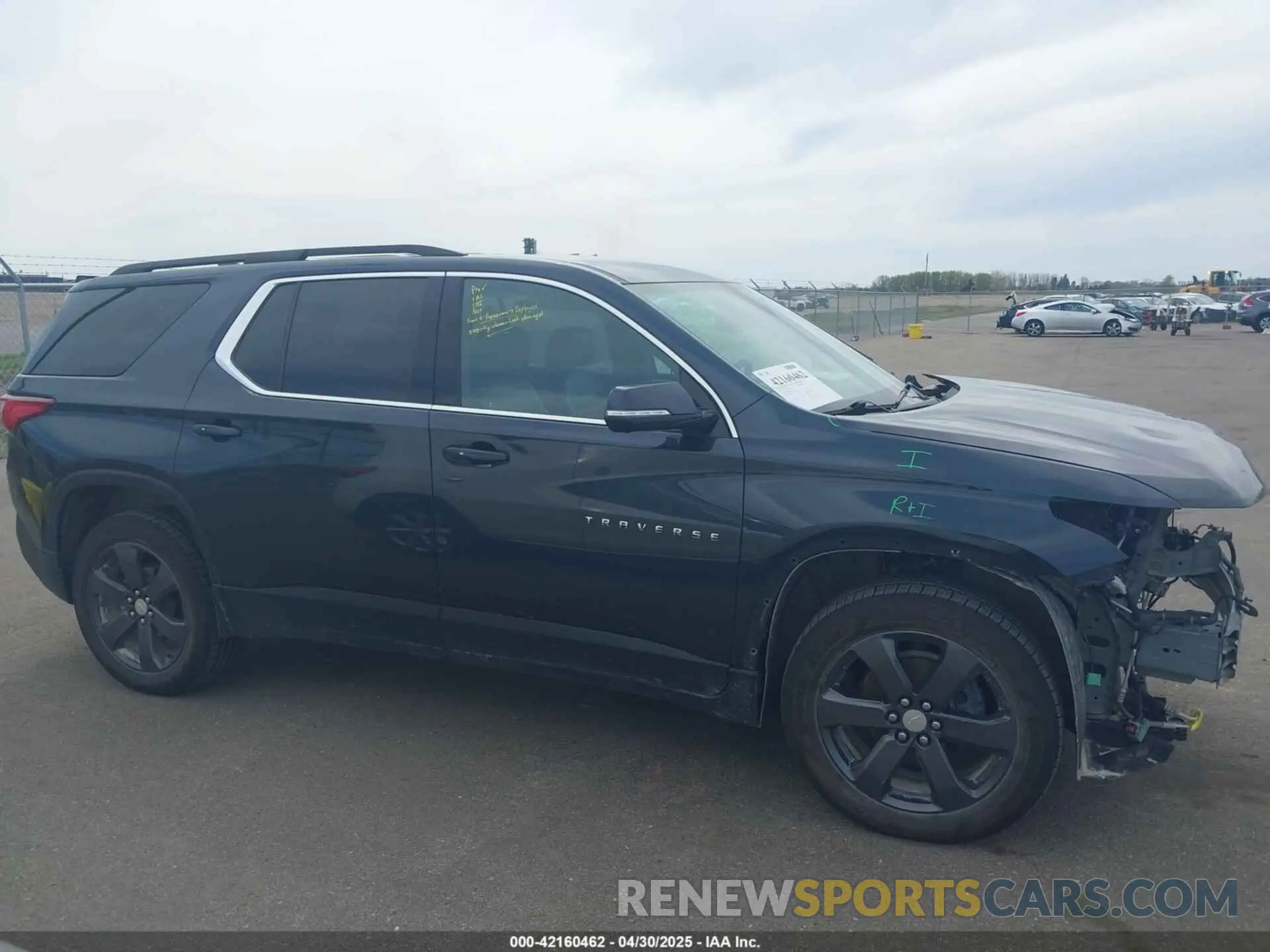 14 fotografías del automóvil dañado 1GNEVHKW1LJ215299 CHEVROLET TRAVERSE 2020
