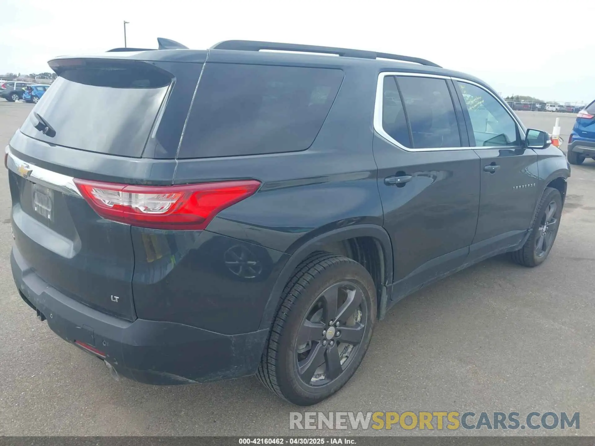 4 fotografías del automóvil dañado 1GNEVHKW1LJ215299 CHEVROLET TRAVERSE 2020