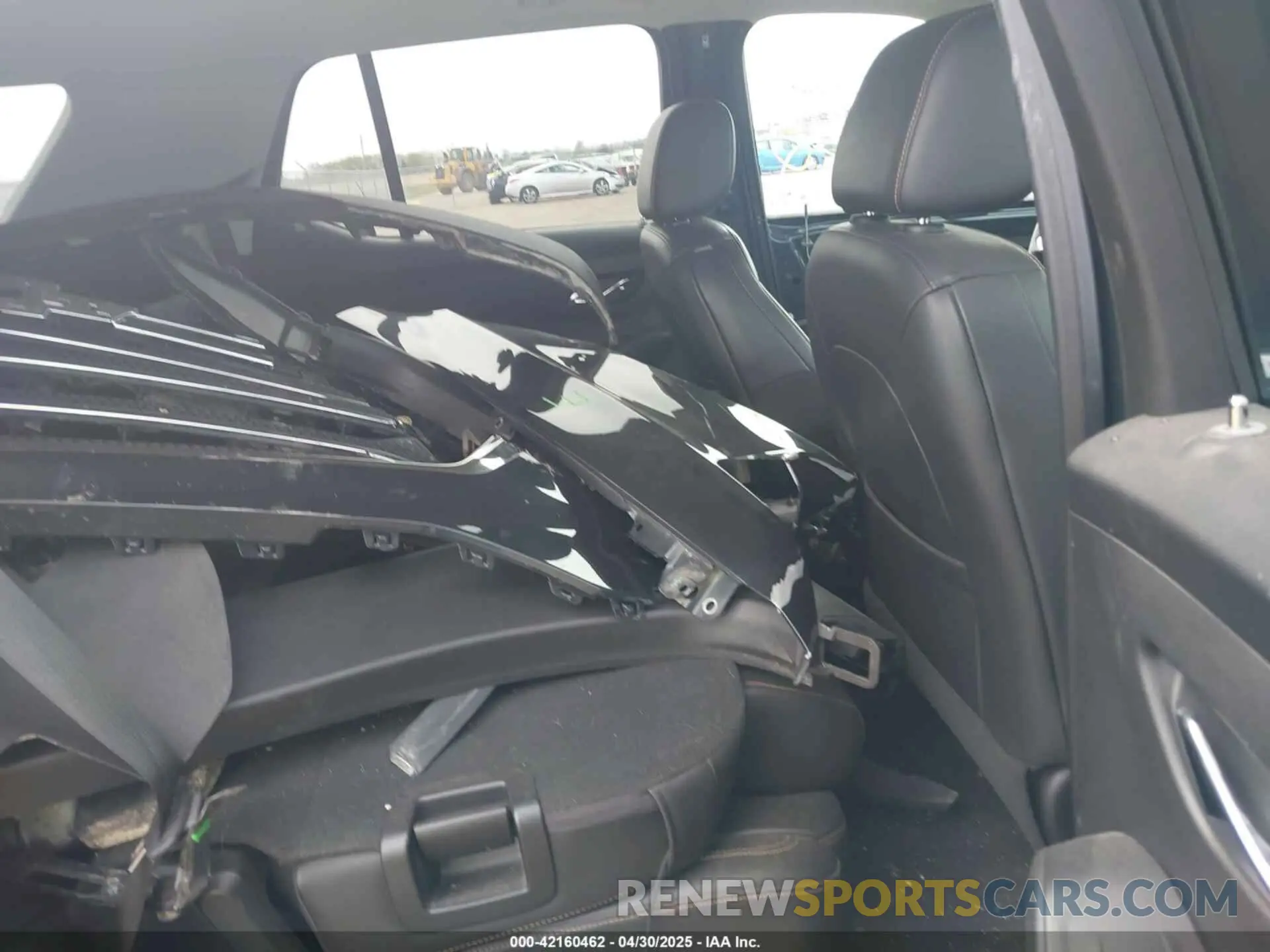 8 fotografías del automóvil dañado 1GNEVHKW1LJ215299 CHEVROLET TRAVERSE 2020