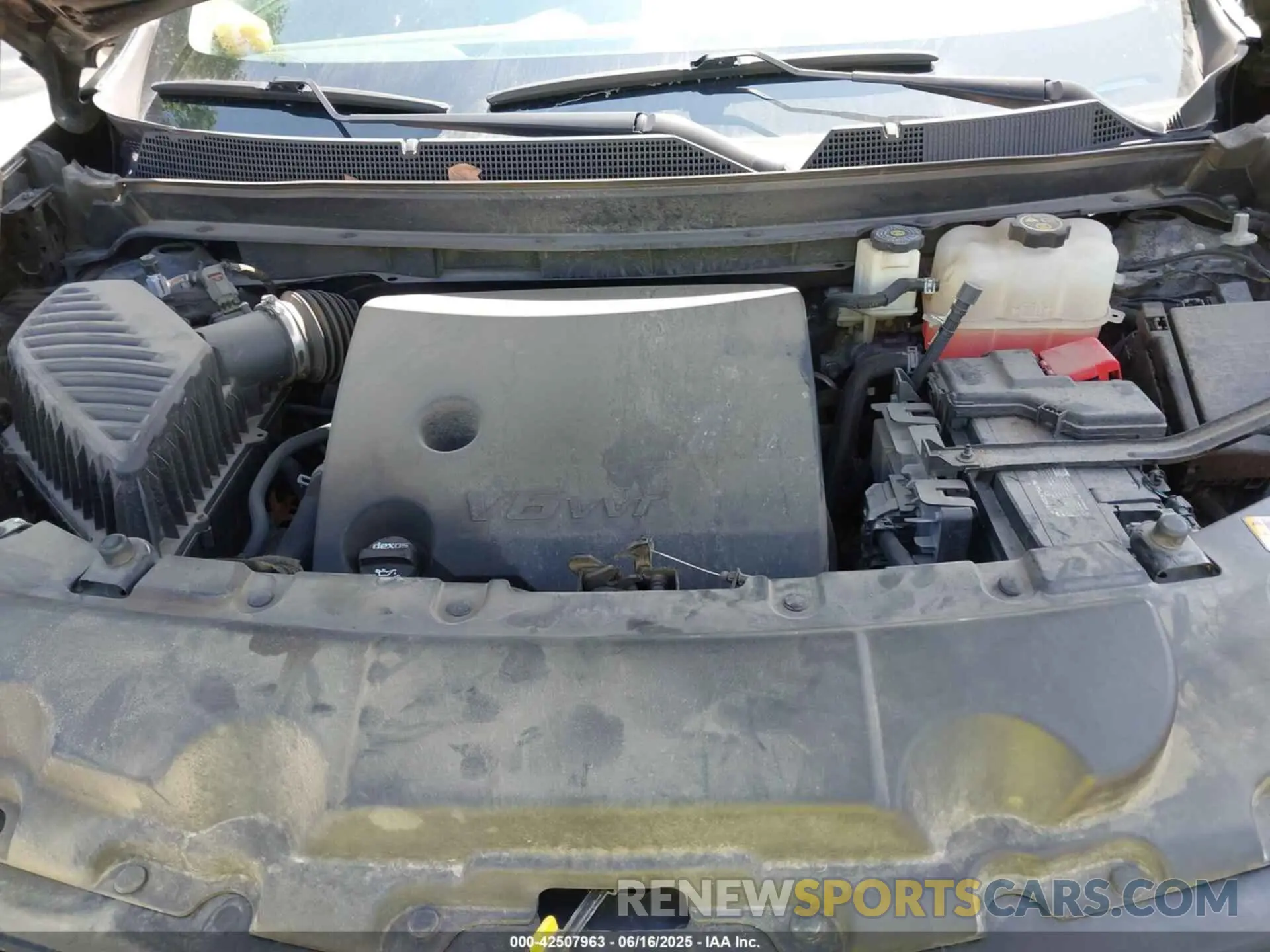 10 fotografías del automóvil dañado 1GNEVHKW3LJ164808 CHEVROLET TRAVERSE 2020