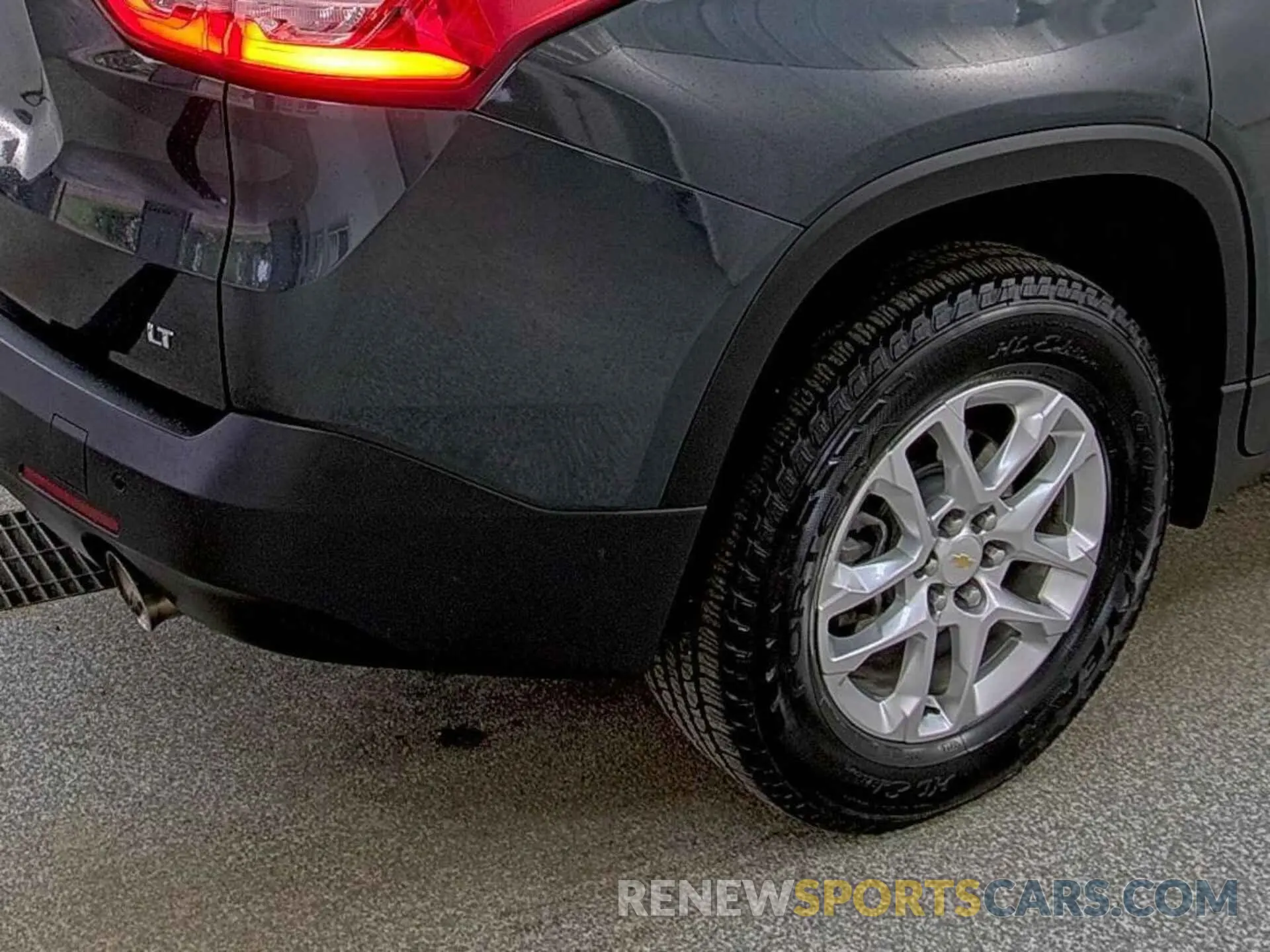 21 fotografías del automóvil dañado 1GNEVHKW3LJ189501 CHEVROLET TRAVERSE 2020