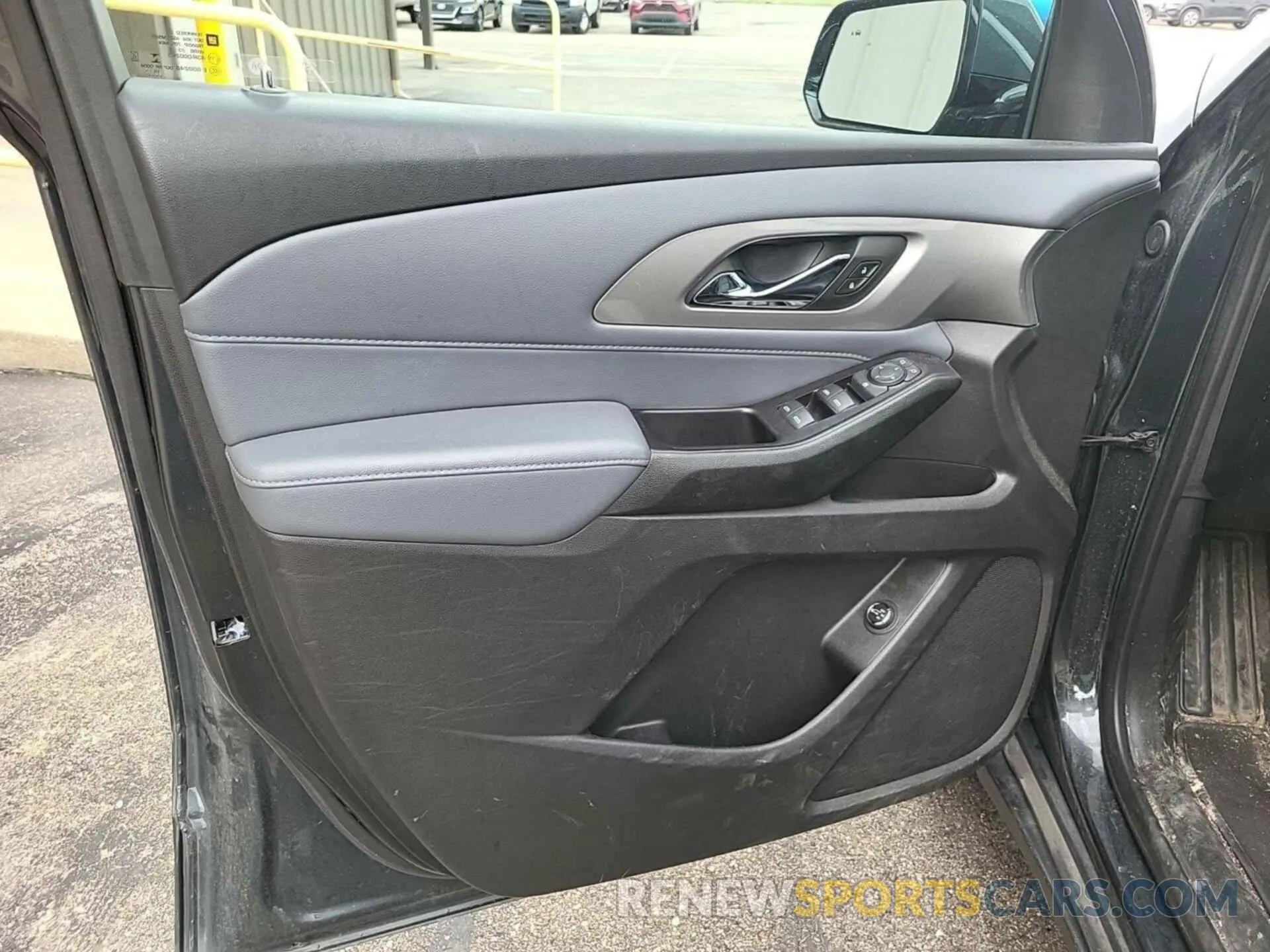 27 fotografías del automóvil dañado 1GNEVHKW3LJ189501 CHEVROLET TRAVERSE 2020