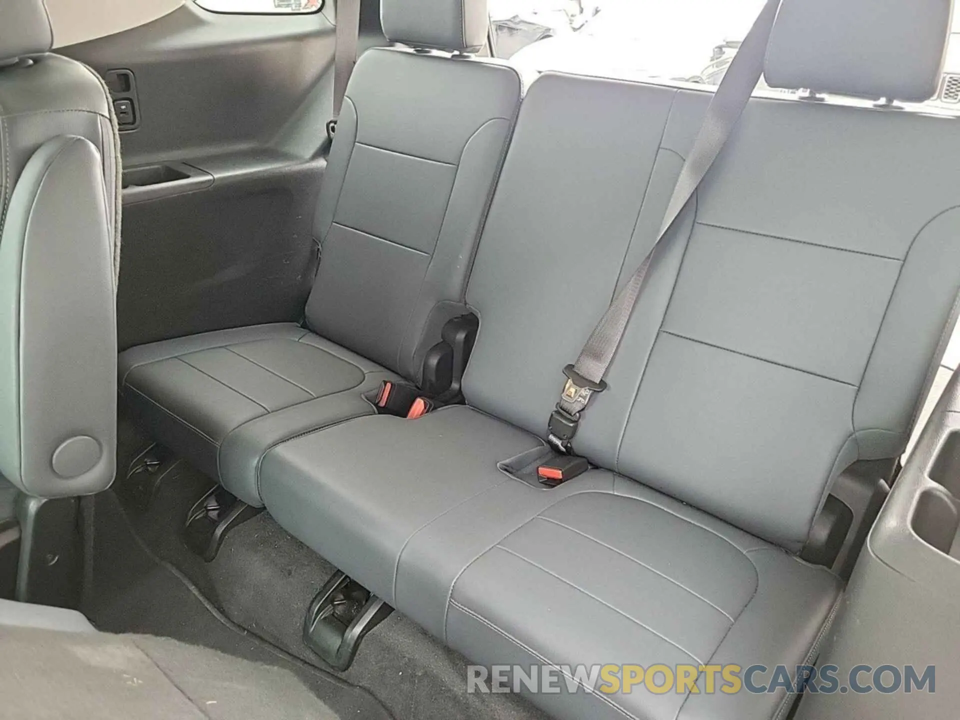 3 fotografías del automóvil dañado 1GNEVHKW3LJ189501 CHEVROLET TRAVERSE 2020