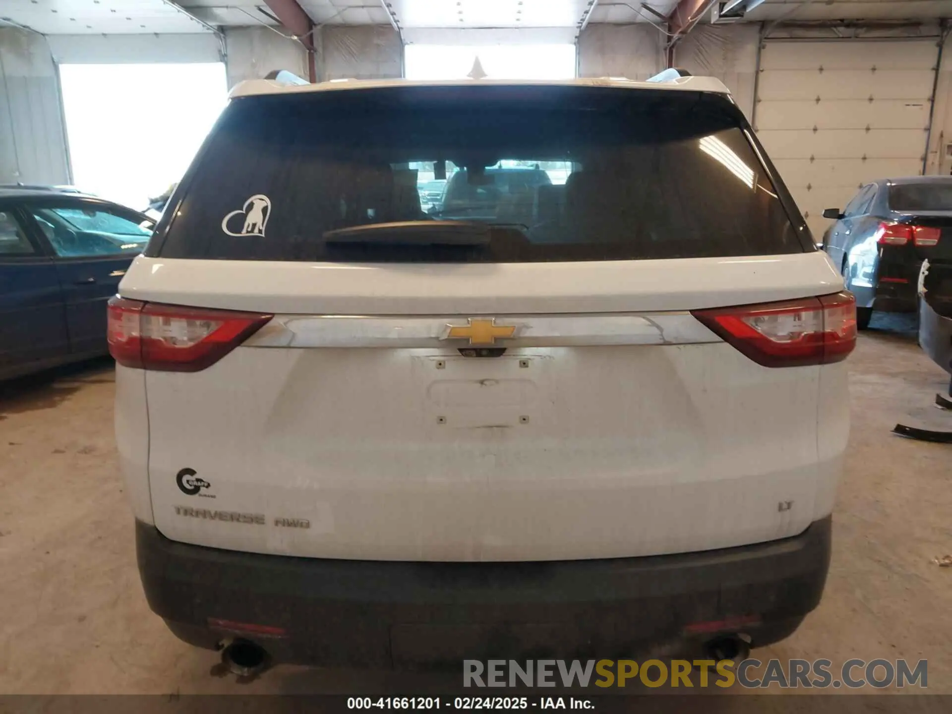 16 fotografías del automóvil dañado 1GNEVHKW4LJ101782 CHEVROLET TRAVERSE 2020
