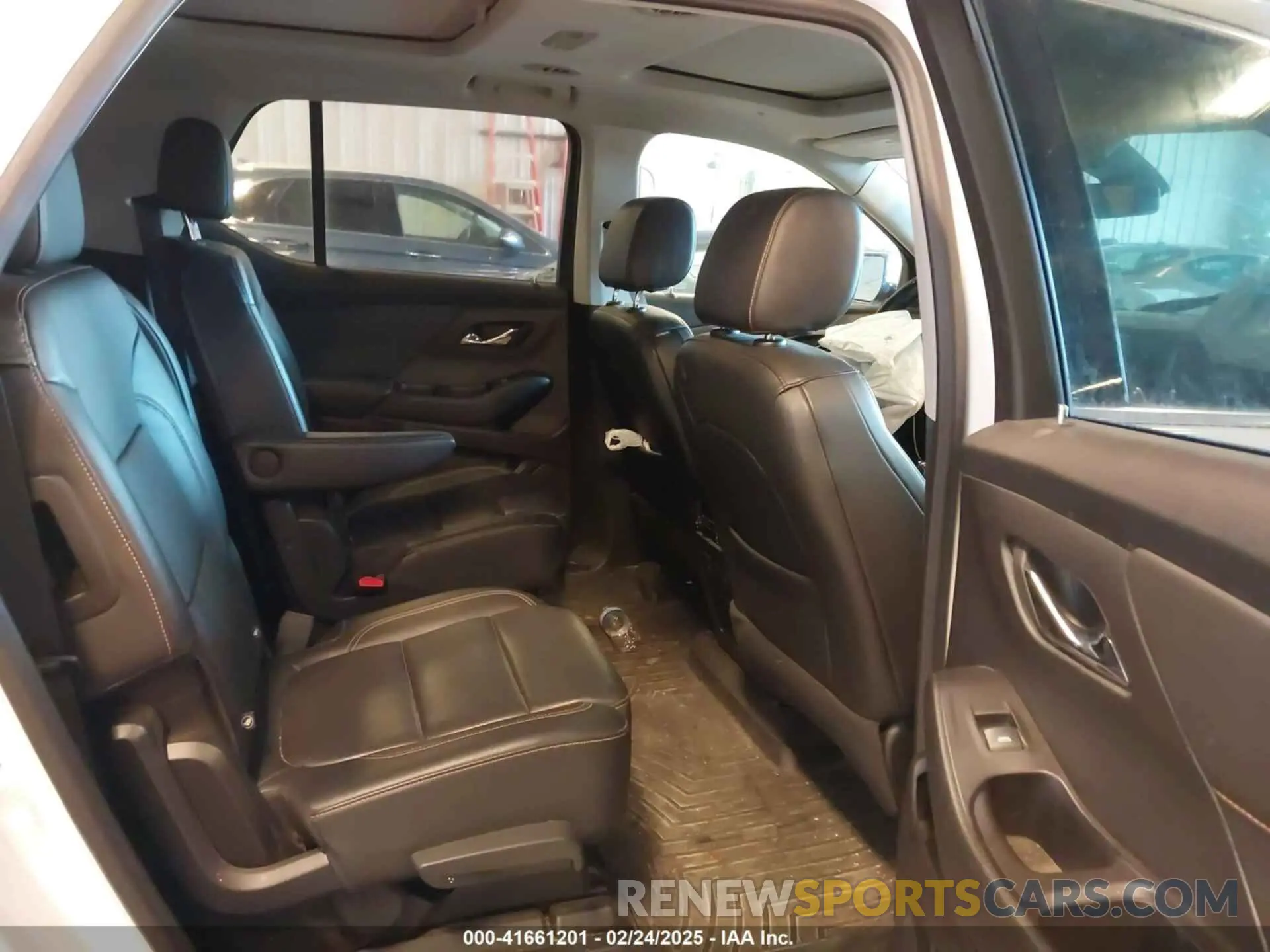 8 fotografías del automóvil dañado 1GNEVHKW4LJ101782 CHEVROLET TRAVERSE 2020