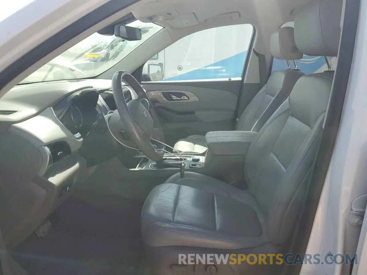 7 fotografías del automóvil dañado 1GNEVHKW4LJ179897 CHEVROLET TRAVERSE 2020