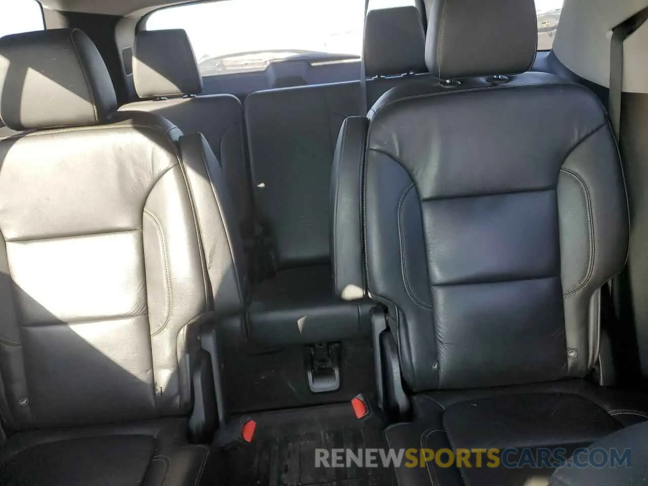 10 fotografías del automóvil dañado 1GNEVHKW5LJ176250 CHEVROLET TRAVERSE 2020
