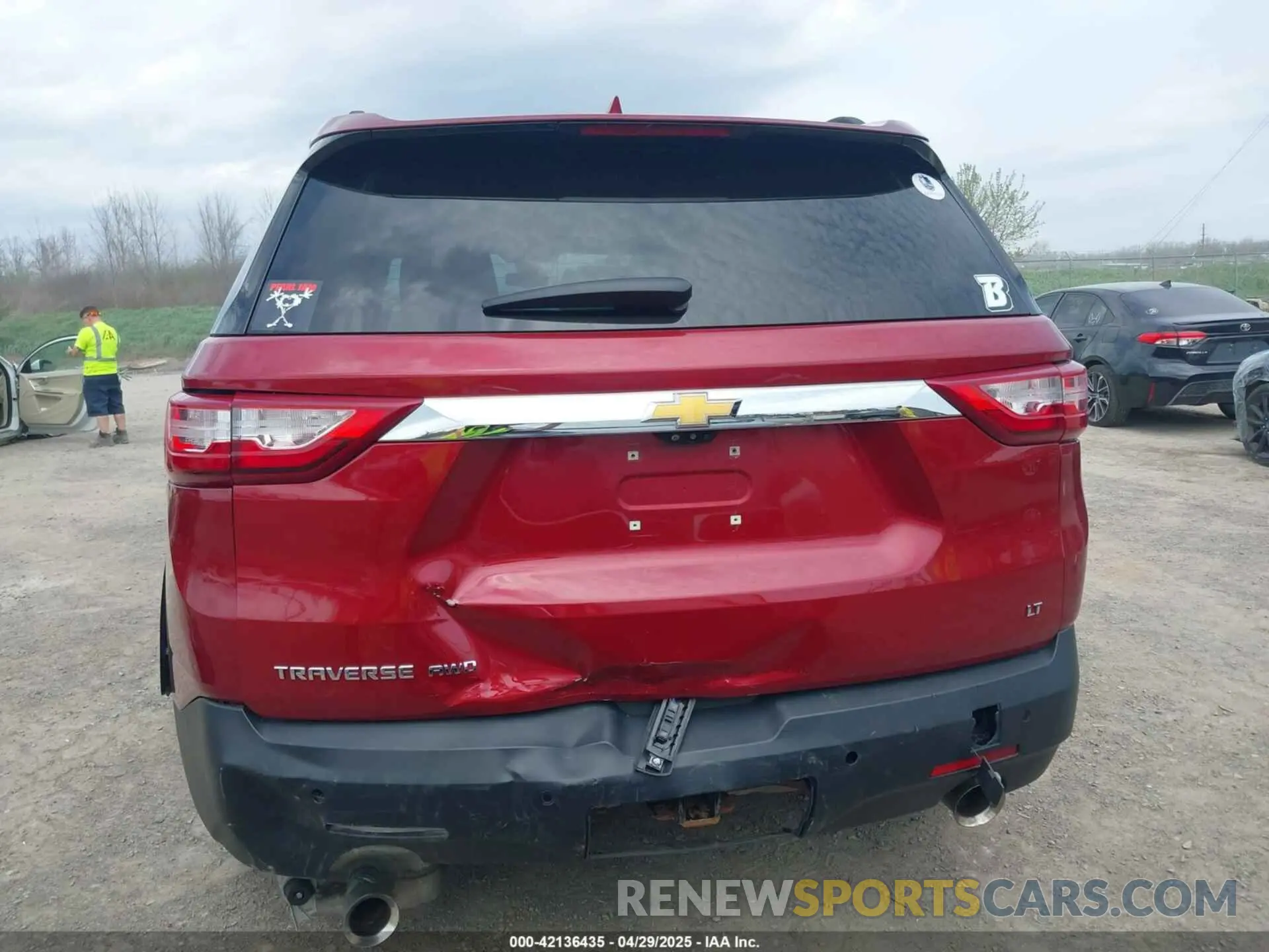 17 fotografías del automóvil dañado 1GNEVHKW6LJ236648 CHEVROLET TRAVERSE 2020
