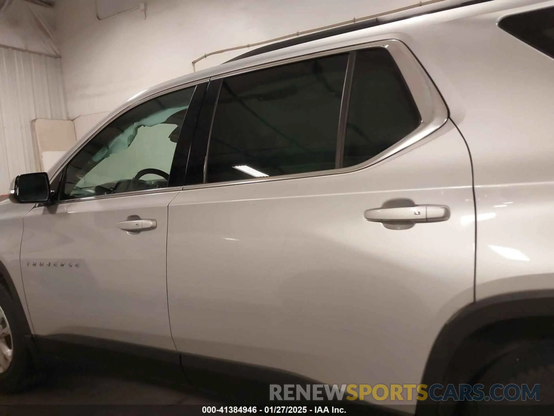 15 fotografías del automóvil dañado 1GNEVHKW6LJ273022 CHEVROLET TRAVERSE 2020