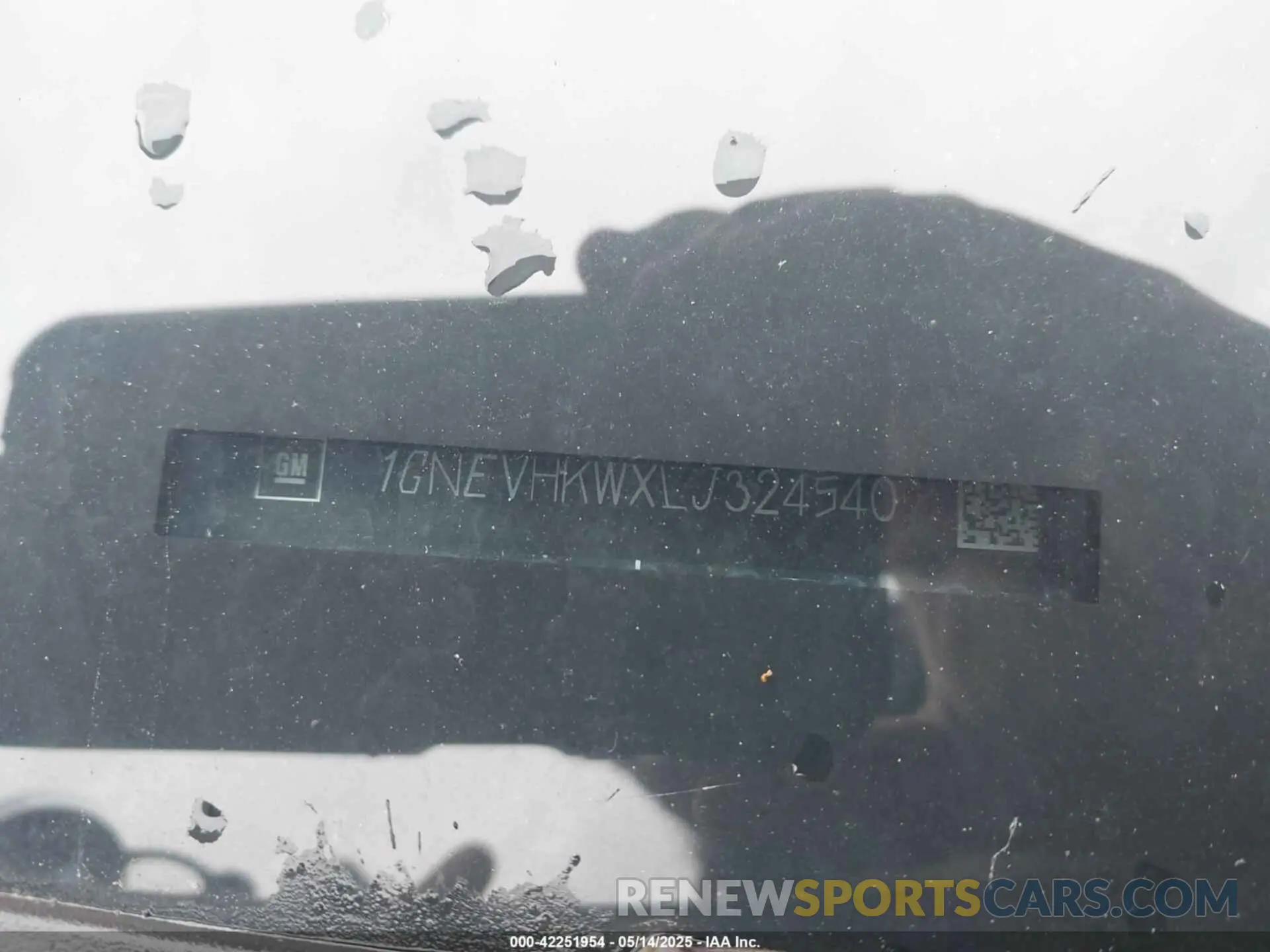 17 fotografías del automóvil dañado 1GNEVHKWXLJ324540 CHEVROLET TRAVERSE 2020