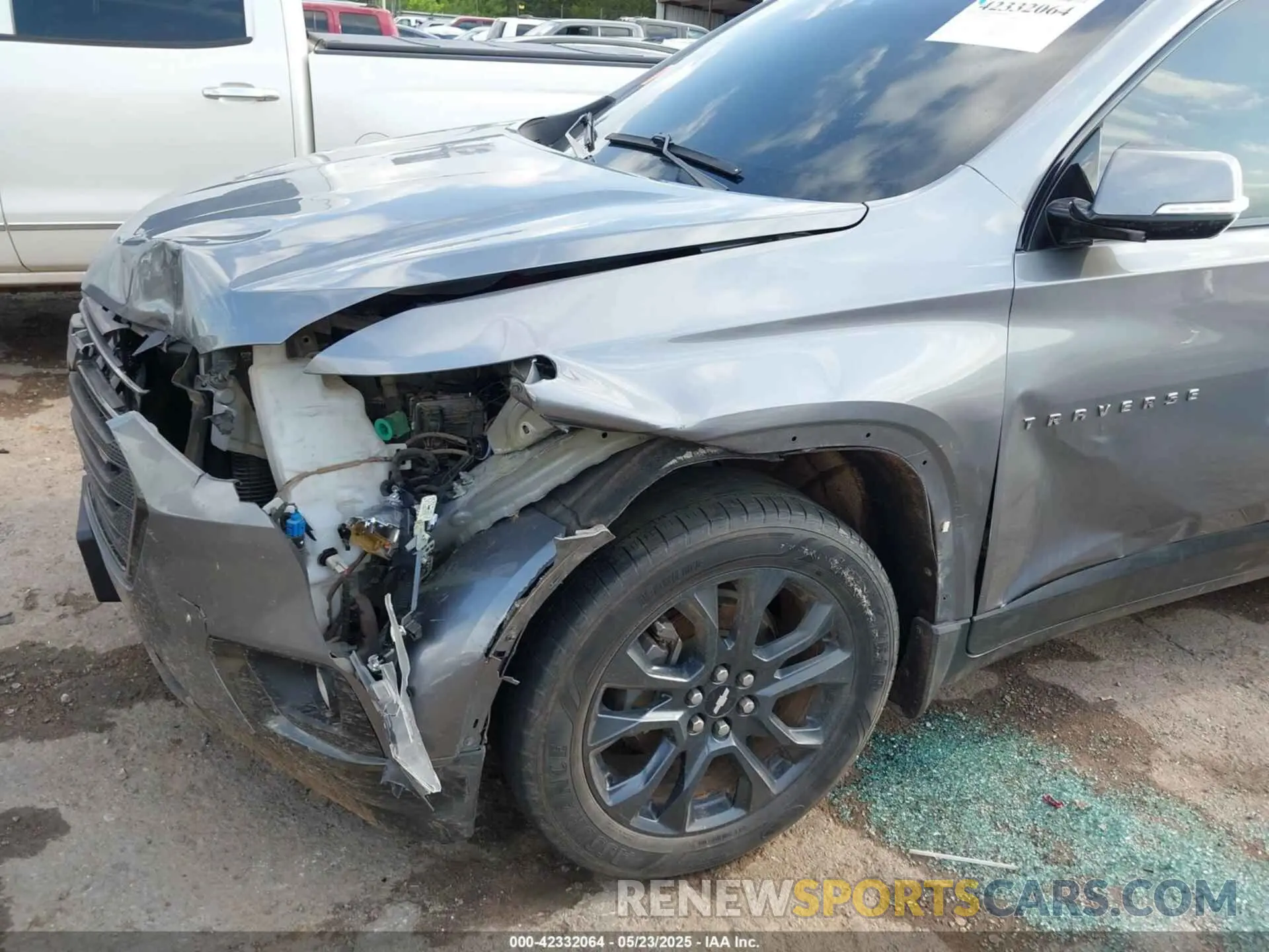 6 fotografías del automóvil dañado 1GNEVJKW6LJ287073 CHEVROLET TRAVERSE 2020