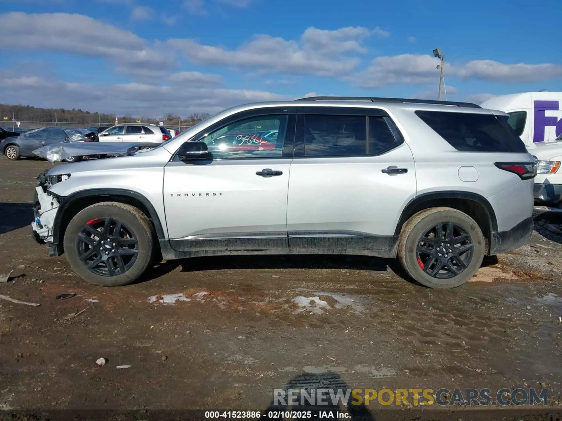 14 fotografías del automóvil dañado 1GNEVKKW3LJ146063 CHEVROLET TRAVERSE 2020
