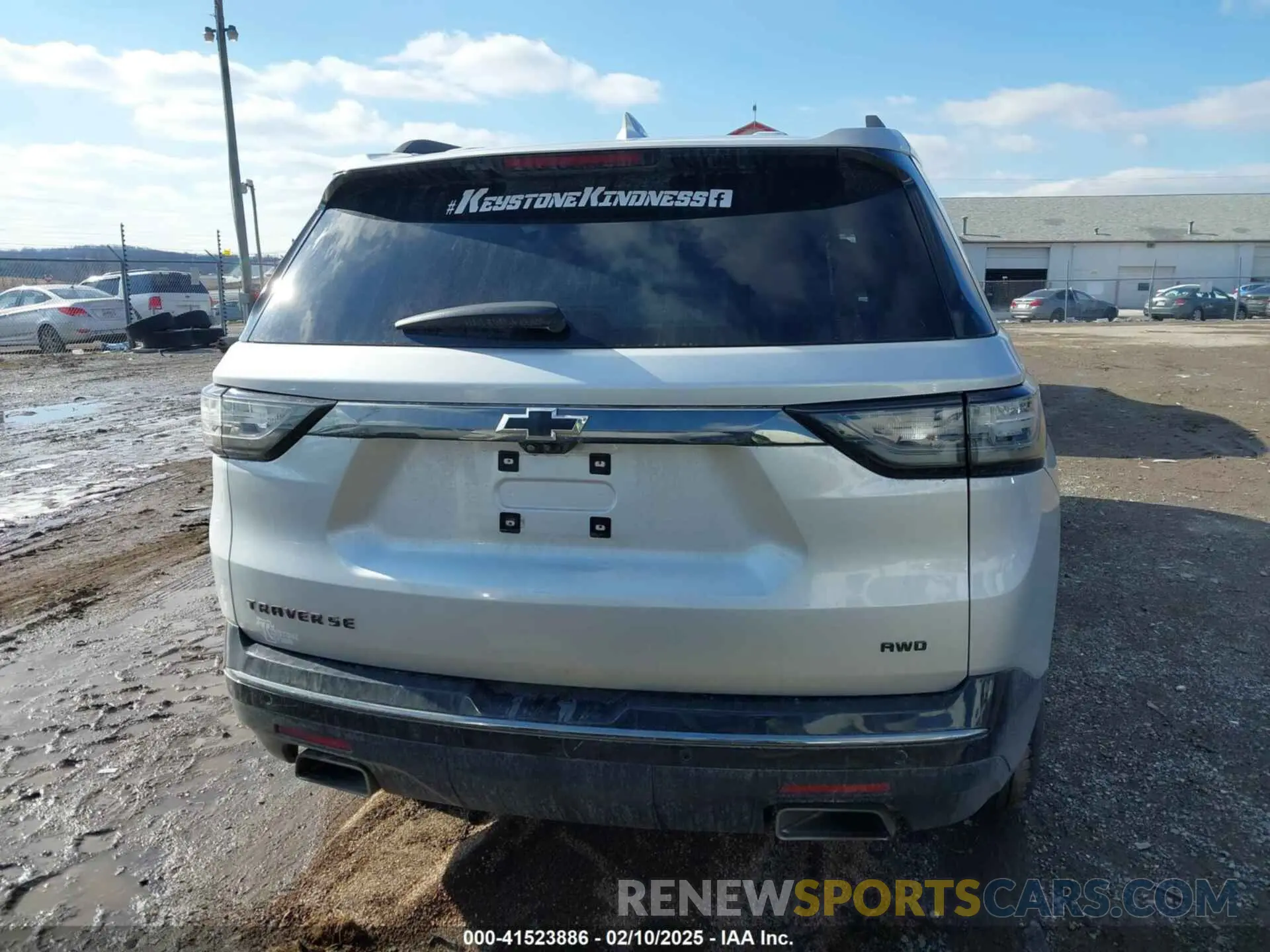 16 fotografías del automóvil dañado 1GNEVKKW3LJ146063 CHEVROLET TRAVERSE 2020