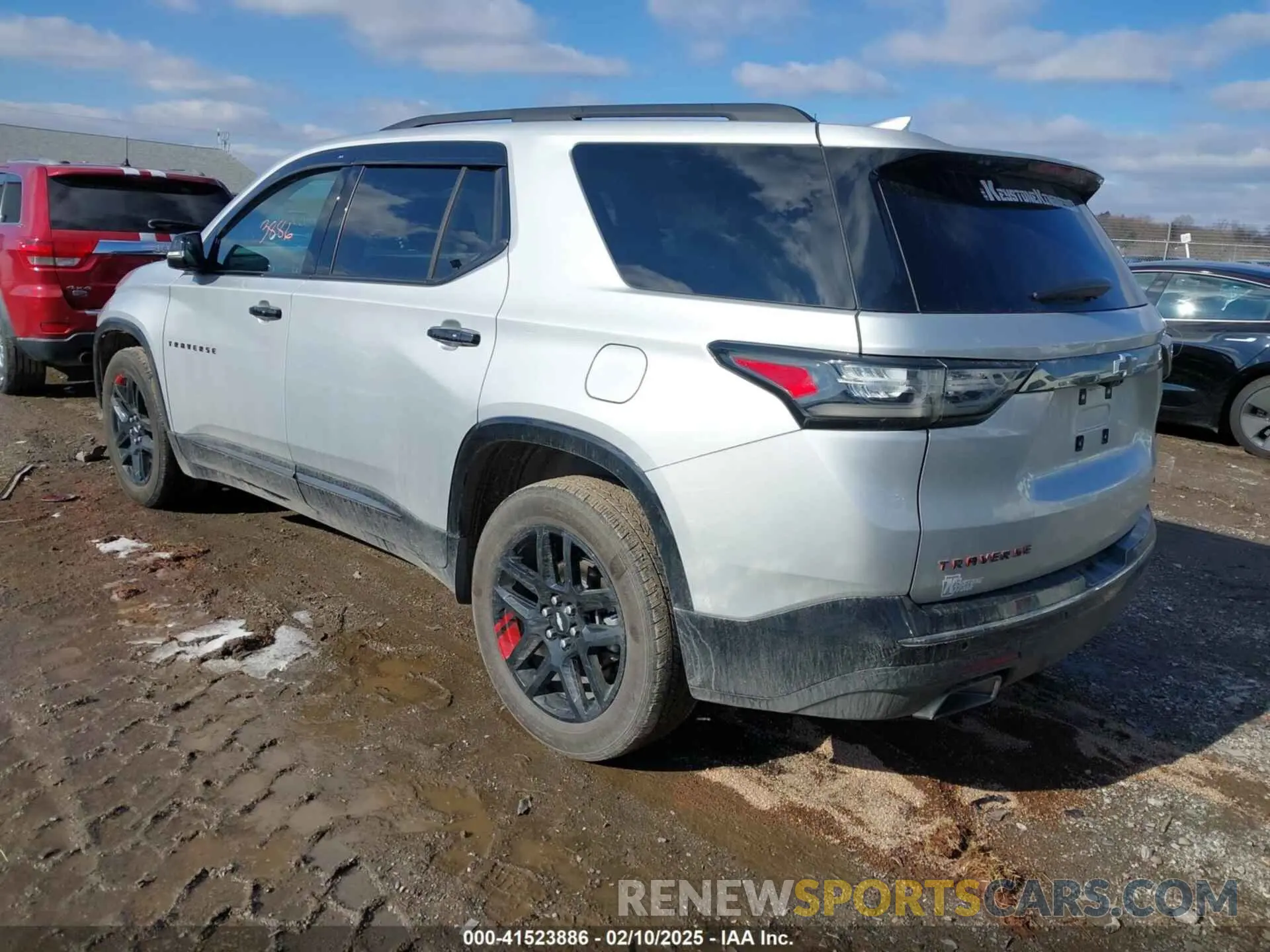 3 fotografías del automóvil dañado 1GNEVKKW3LJ146063 CHEVROLET TRAVERSE 2020