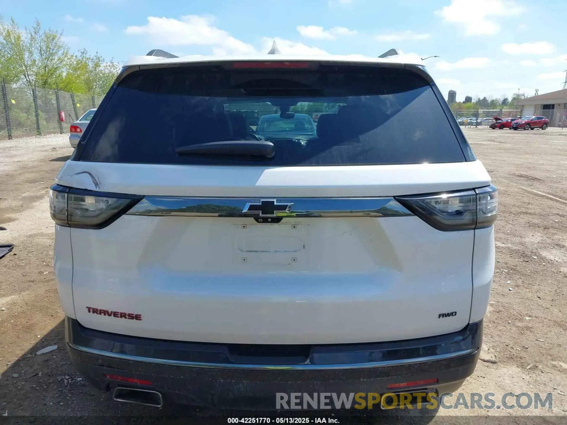 16 fotografías del automóvil dañado 1GNEVKKW7LJ115057 CHEVROLET TRAVERSE 2020