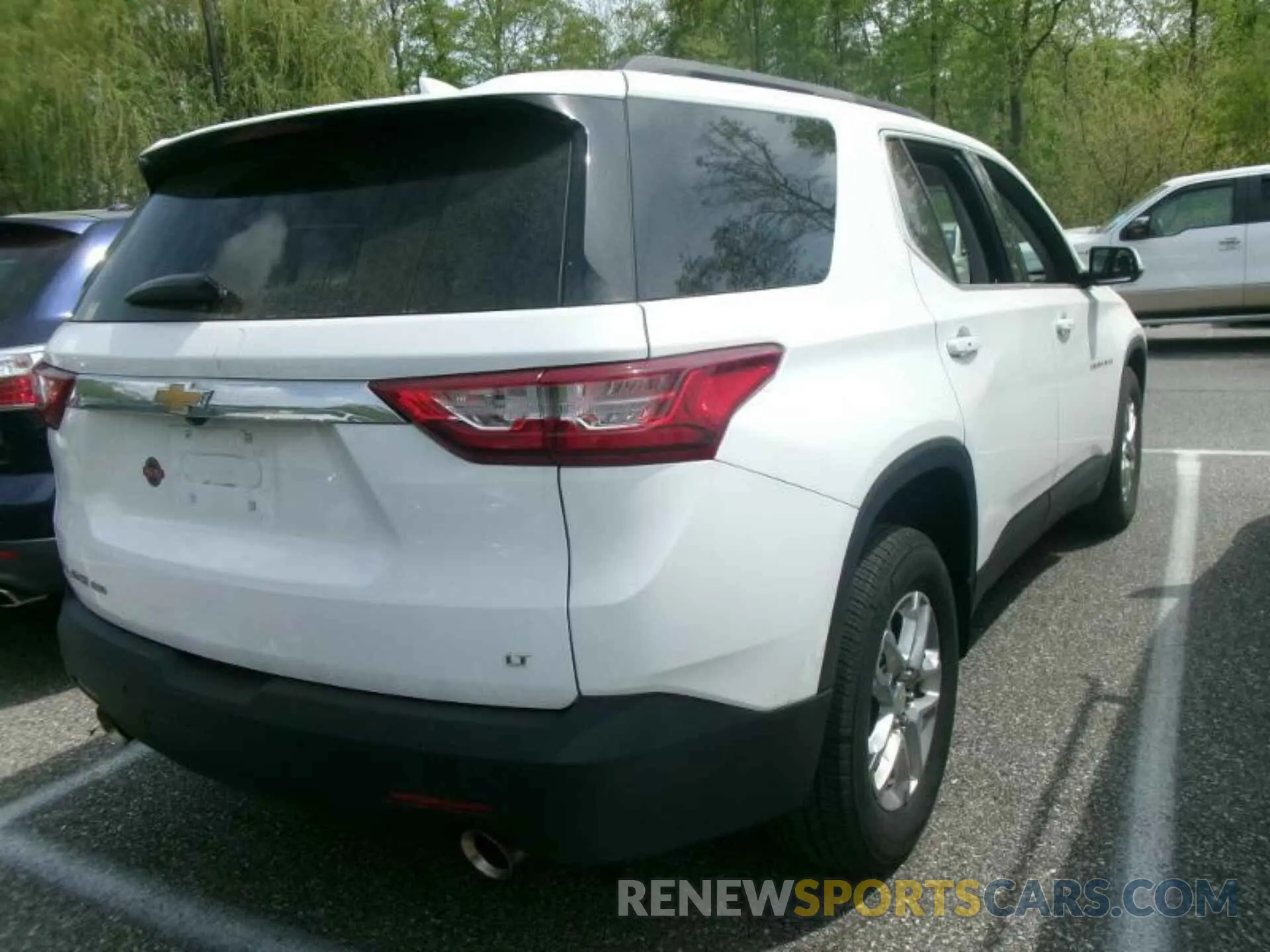 5 fotografías del automóvil dañado 1GNEVMKW0LJ232345 CHEVROLET TRAVERSE 2020
