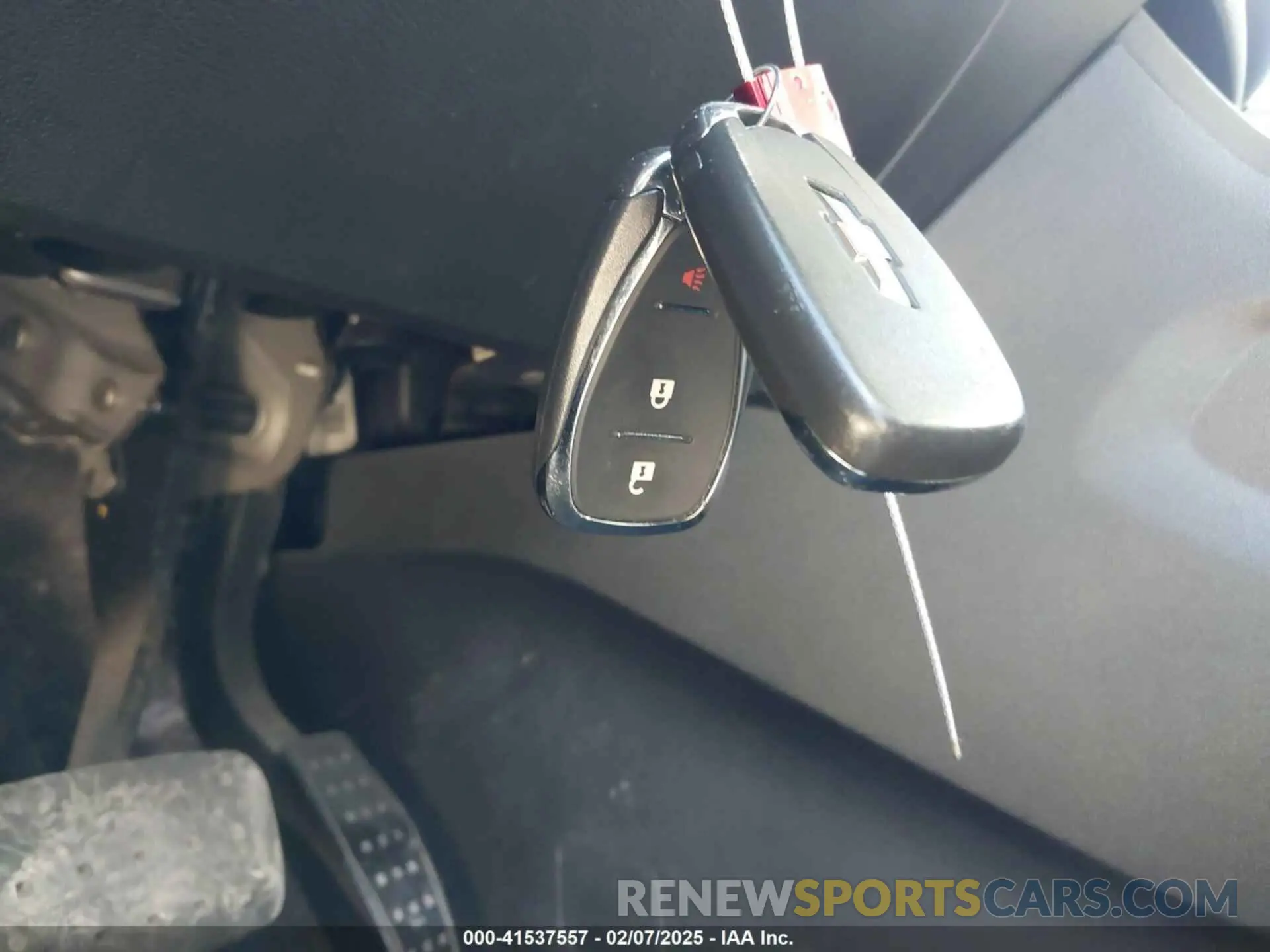 11 fotografías del automóvil dañado 1GNEVMKW3LJ192276 CHEVROLET TRAVERSE 2020