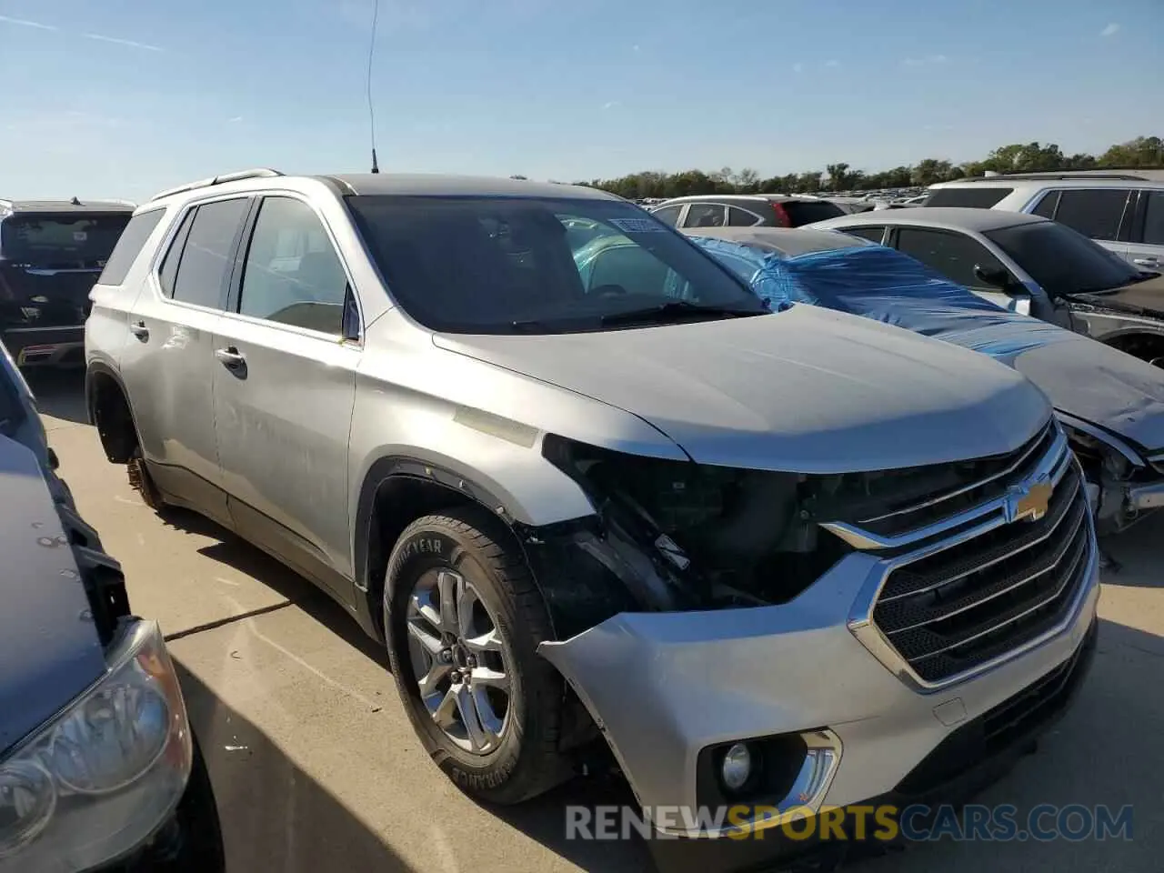4 fotografías del automóvil dañado 1GNEVMKW4LJ191332 CHEVROLET TRAVERSE 2020
