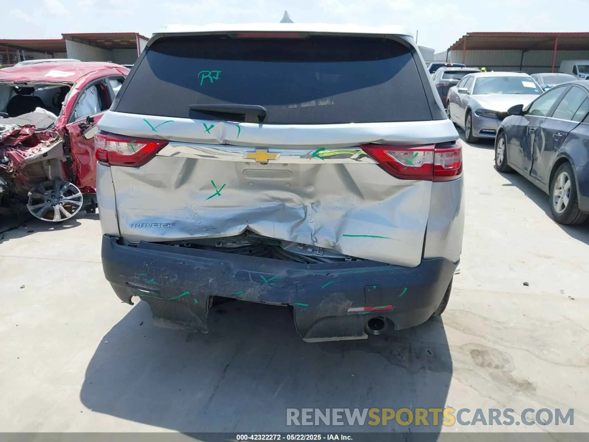 16 fotografías del automóvil dañado 1GNERFKW0MJ114605 CHEVROLET TRAVERSE 2021