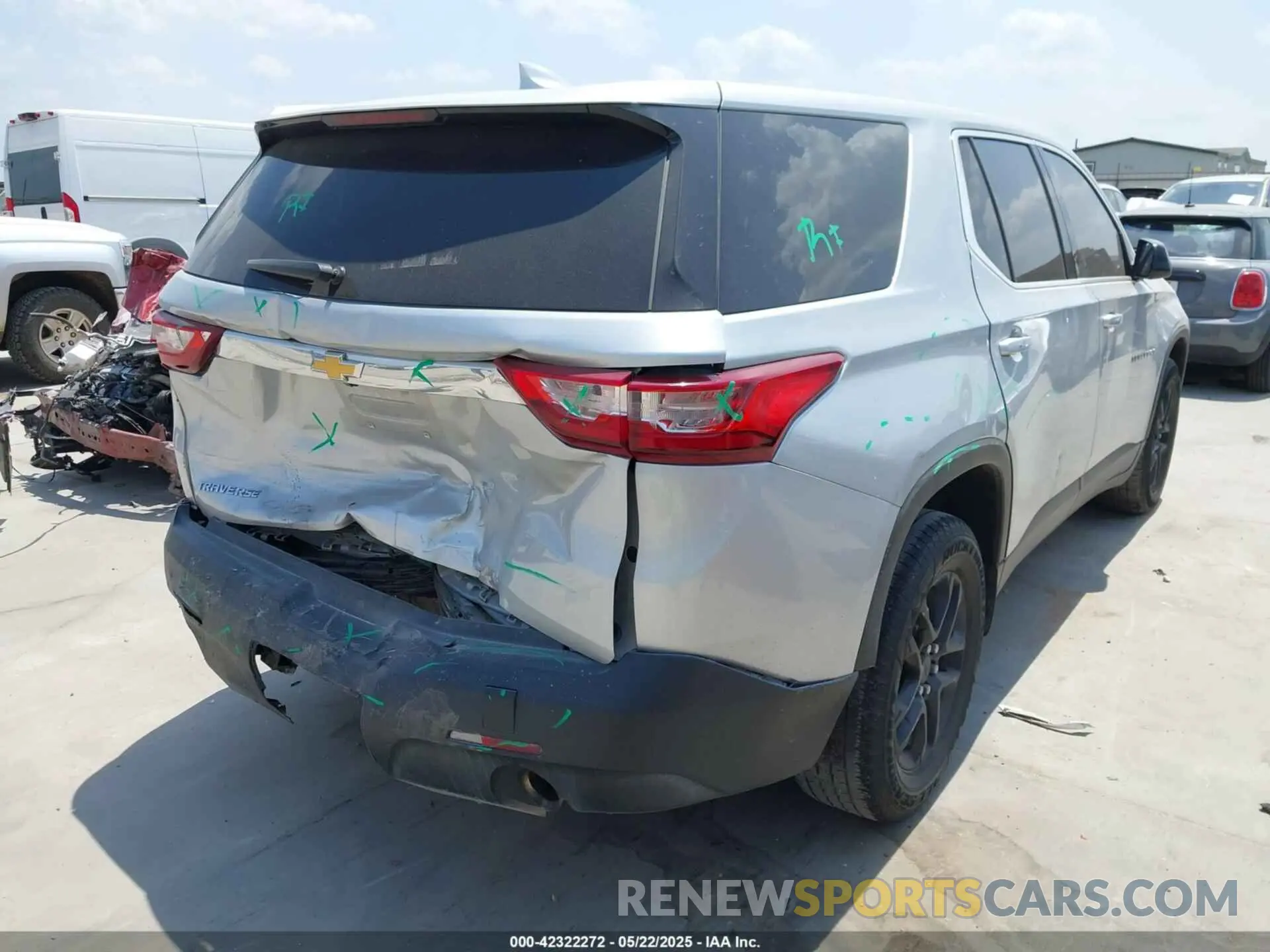 4 fotografías del automóvil dañado 1GNERFKW0MJ114605 CHEVROLET TRAVERSE 2021