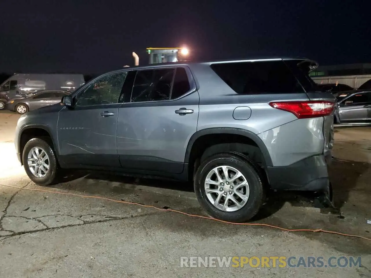 2 fotografías del automóvil dañado 1GNERFKW0MJ170821 CHEVROLET TRAVERSE 2021