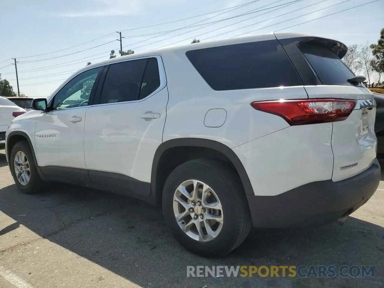 2 fotografías del automóvil dañado 1GNERFKW1MJ110076 CHEVROLET TRAVERSE 2021