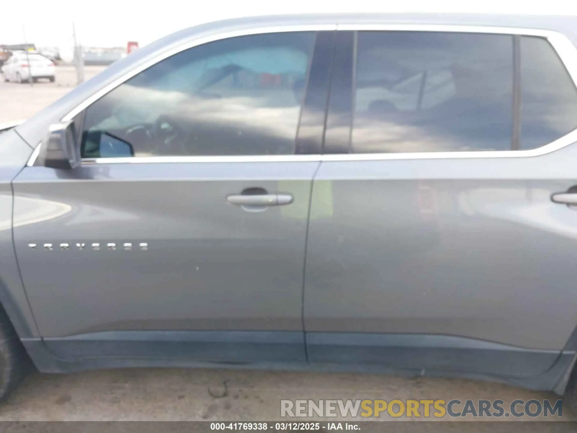 14 fotografías del automóvil dañado 1GNERFKW2MJ201129 CHEVROLET TRAVERSE 2021