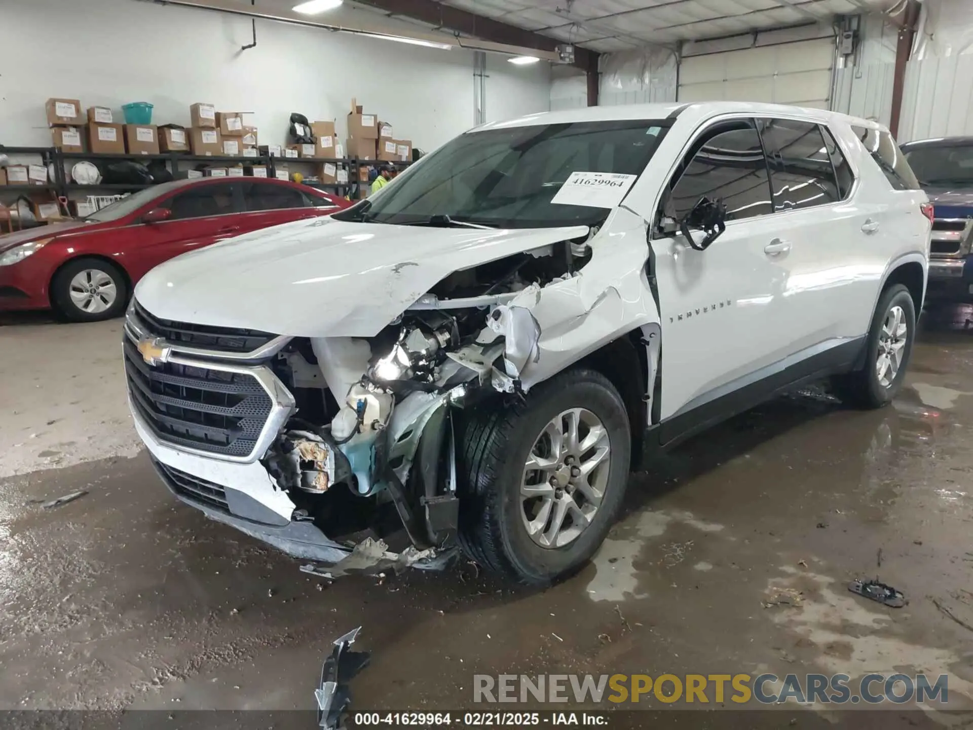 2 fotografías del automóvil dañado 1GNERFKW3MJ105347 CHEVROLET TRAVERSE 2021