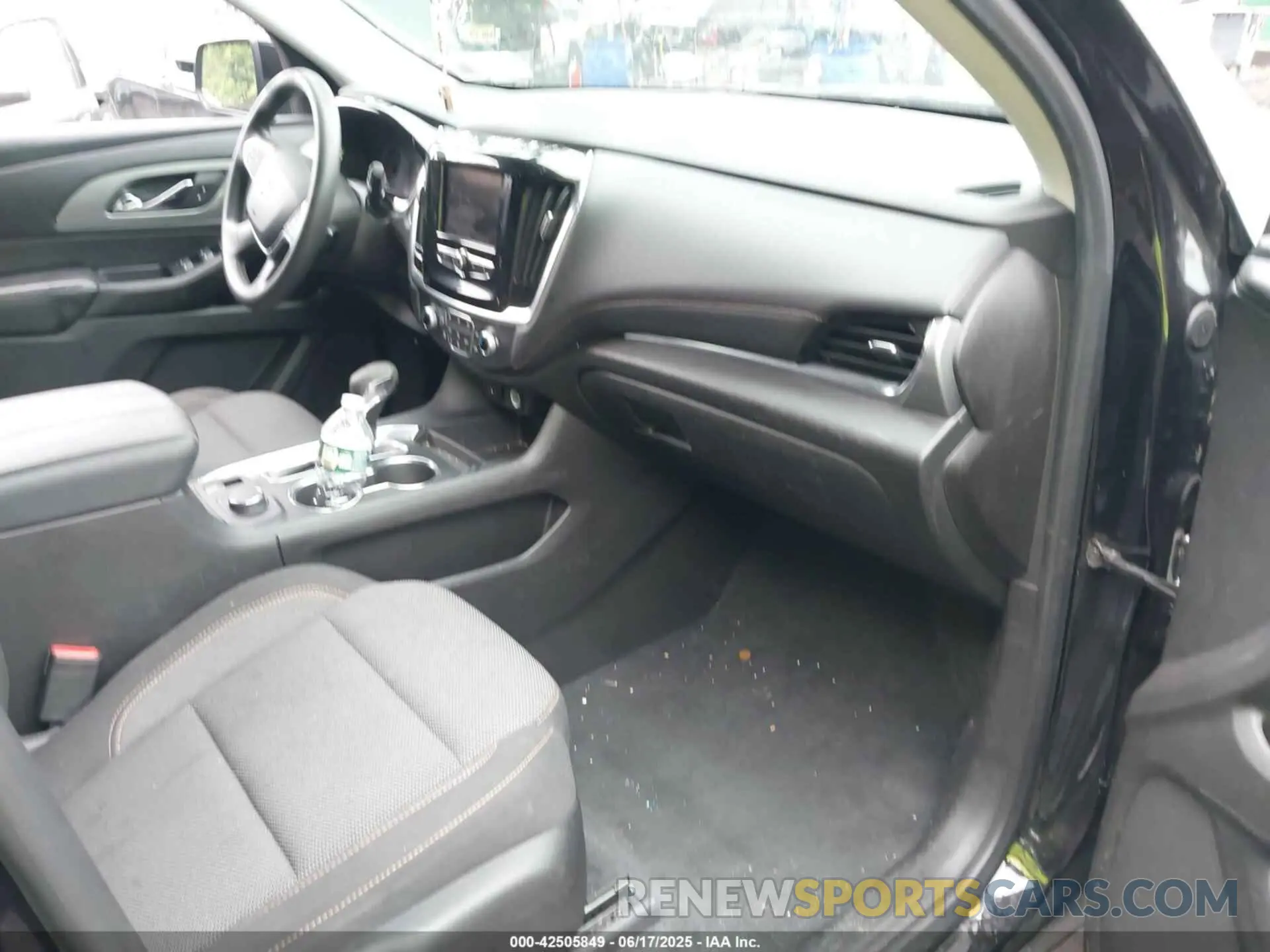5 fotografías del automóvil dañado 1GNERFKW3MJ252834 CHEVROLET TRAVERSE 2021