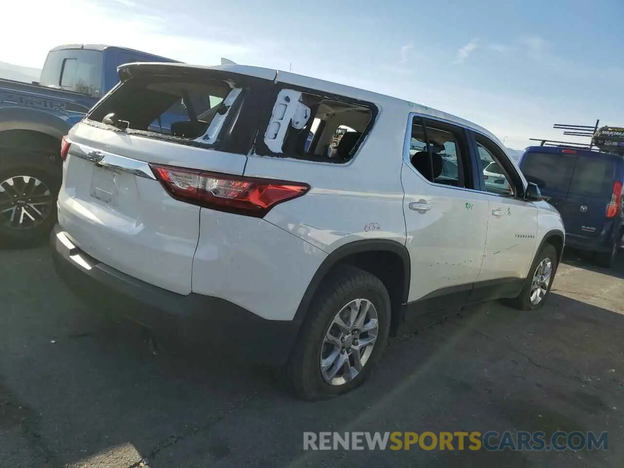 3 fotografías del automóvil dañado 1GNERFKW6MJ197277 CHEVROLET TRAVERSE 2021