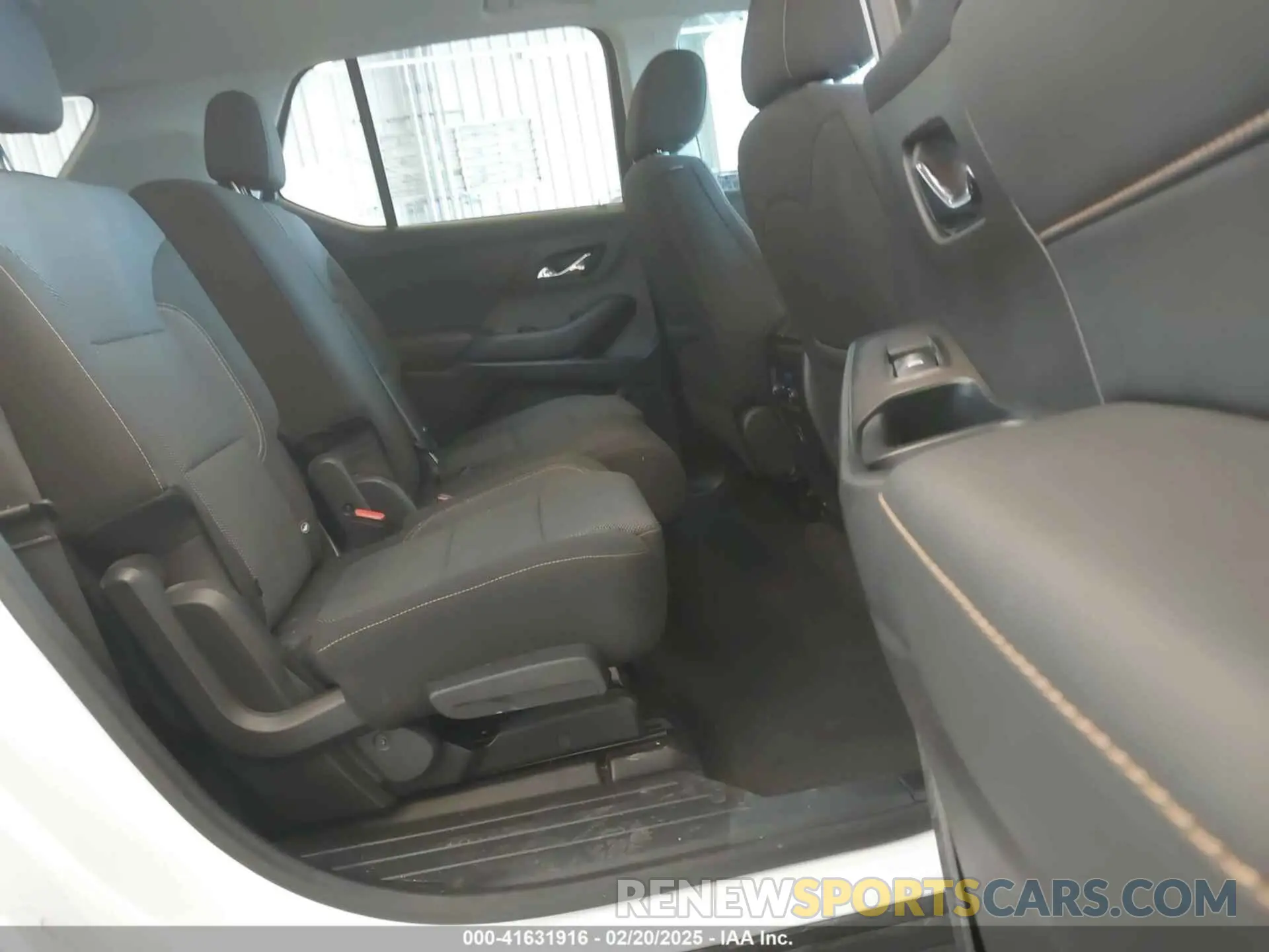8 fotografías del automóvil dañado 1GNERGKW1MJ114781 CHEVROLET TRAVERSE 2021