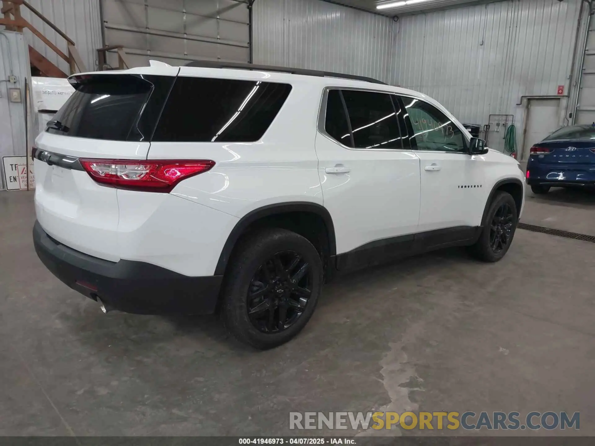 4 fotografías del automóvil dañado 1GNERGKW1MJ206196 CHEVROLET TRAVERSE 2021