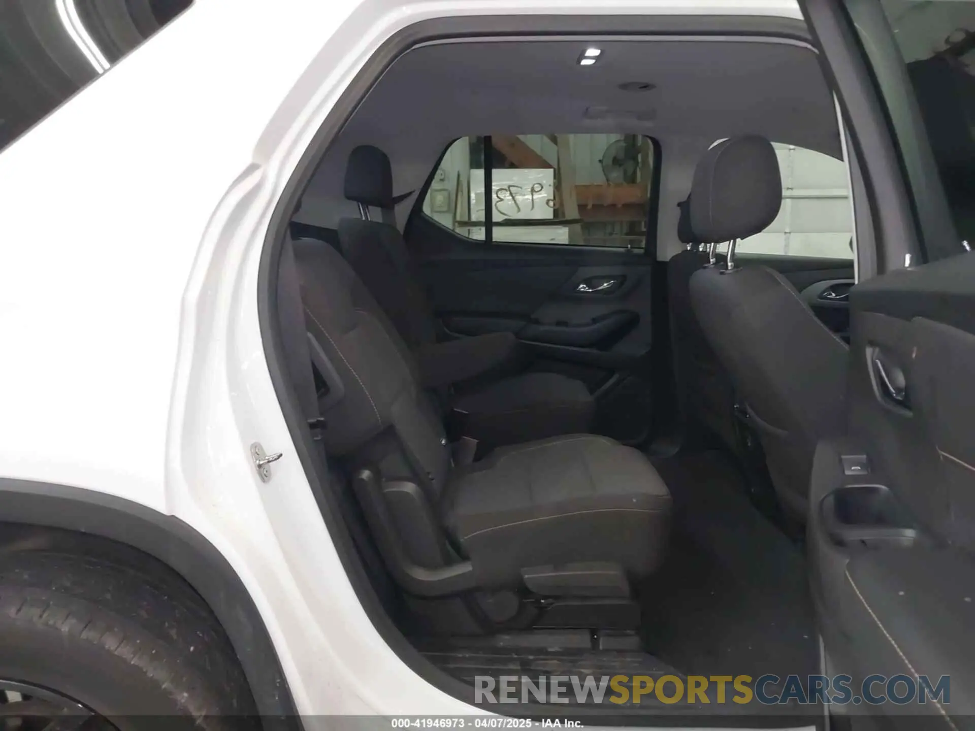8 fotografías del automóvil dañado 1GNERGKW1MJ206196 CHEVROLET TRAVERSE 2021
