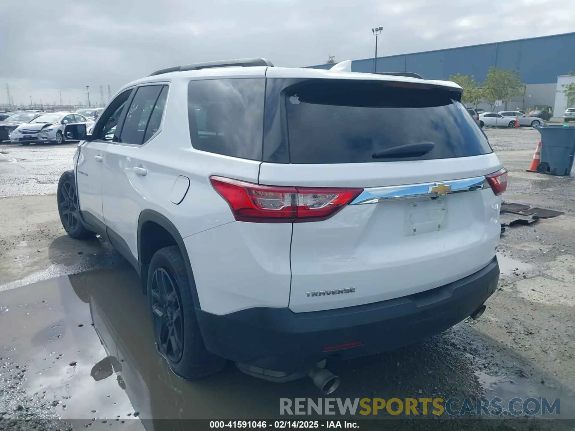 3 fotografías del automóvil dañado 1GNERGKW3MJ112997 CHEVROLET TRAVERSE 2021