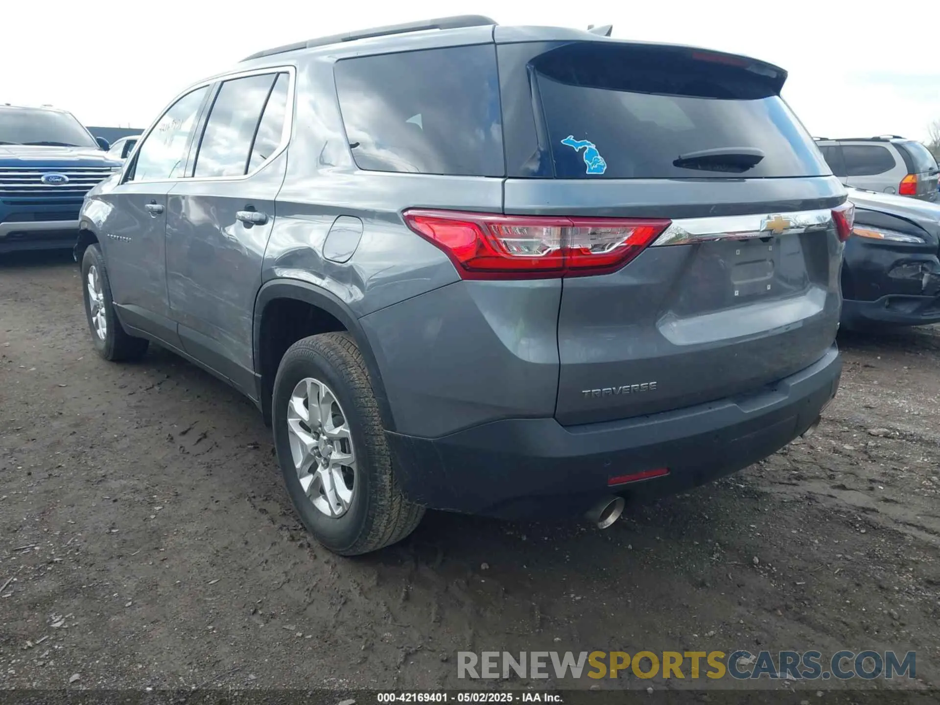 3 fotografías del automóvil dañado 1GNERGKW3MJ157258 CHEVROLET TRAVERSE 2021
