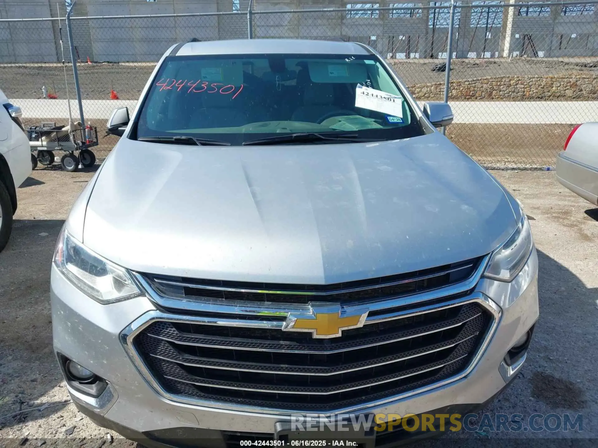 12 fotografías del automóvil dañado 1GNERGKW3MJ161035 CHEVROLET TRAVERSE 2021