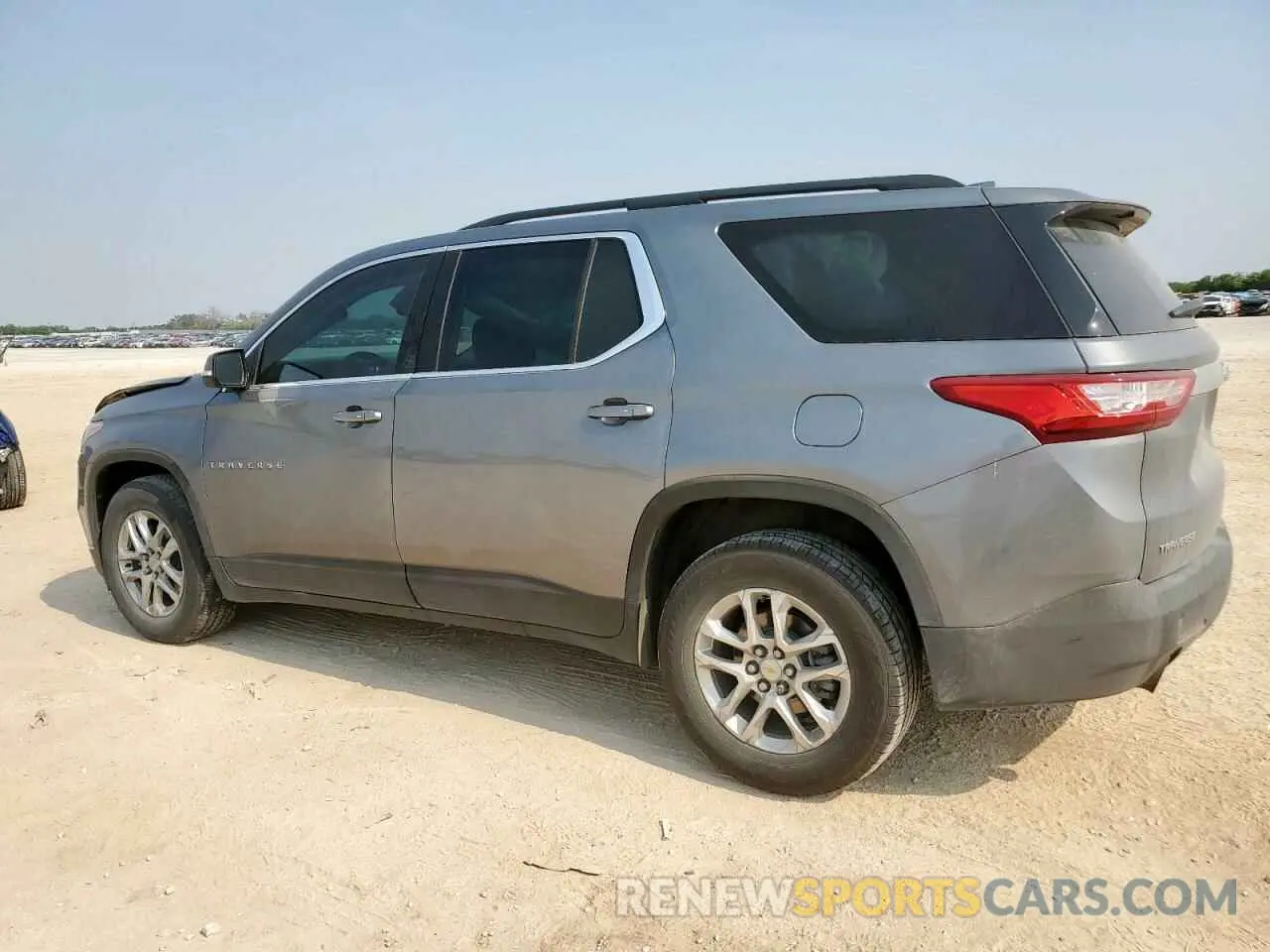 2 fotografías del automóvil dañado 1GNERGKW4MJ132546 CHEVROLET TRAVERSE 2021