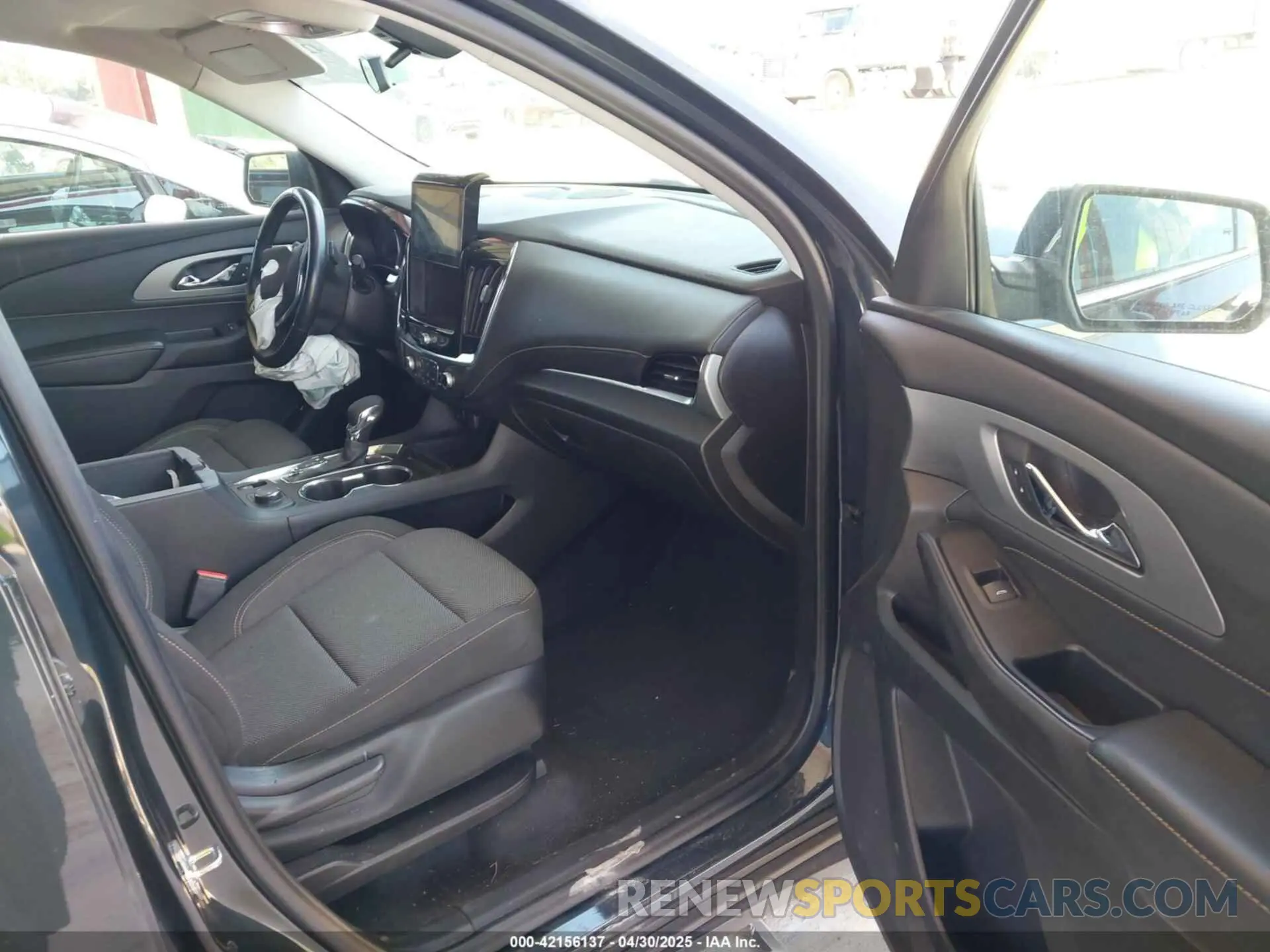 5 fotografías del automóvil dañado 1GNERGKW8MJ208513 CHEVROLET TRAVERSE 2021