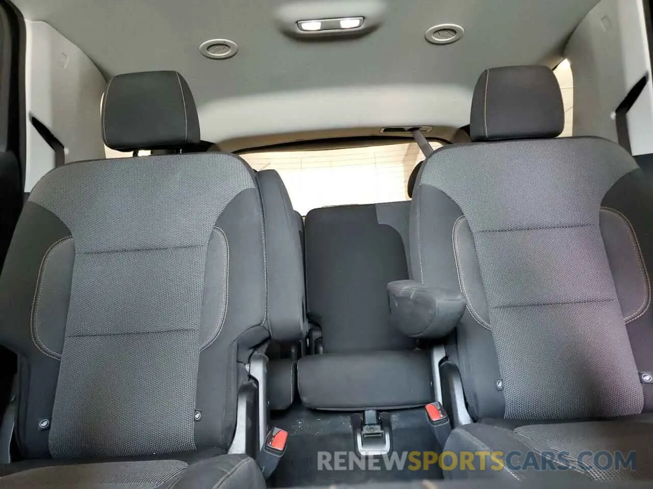10 fotografías del automóvil dañado 1GNERGKW9MJ215650 CHEVROLET TRAVERSE 2021