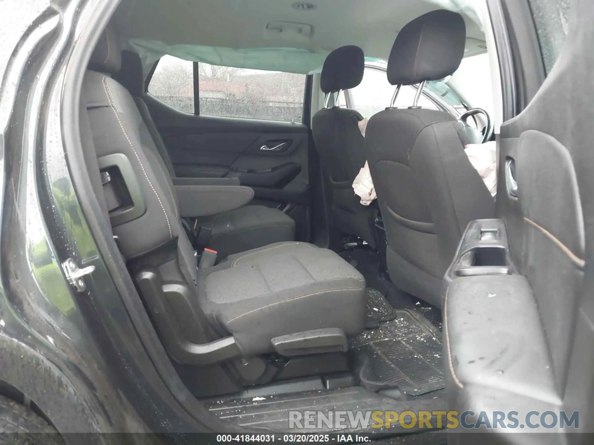 8 fotografías del automóvil dañado 1GNERGKW9MJ234571 CHEVROLET TRAVERSE 2021