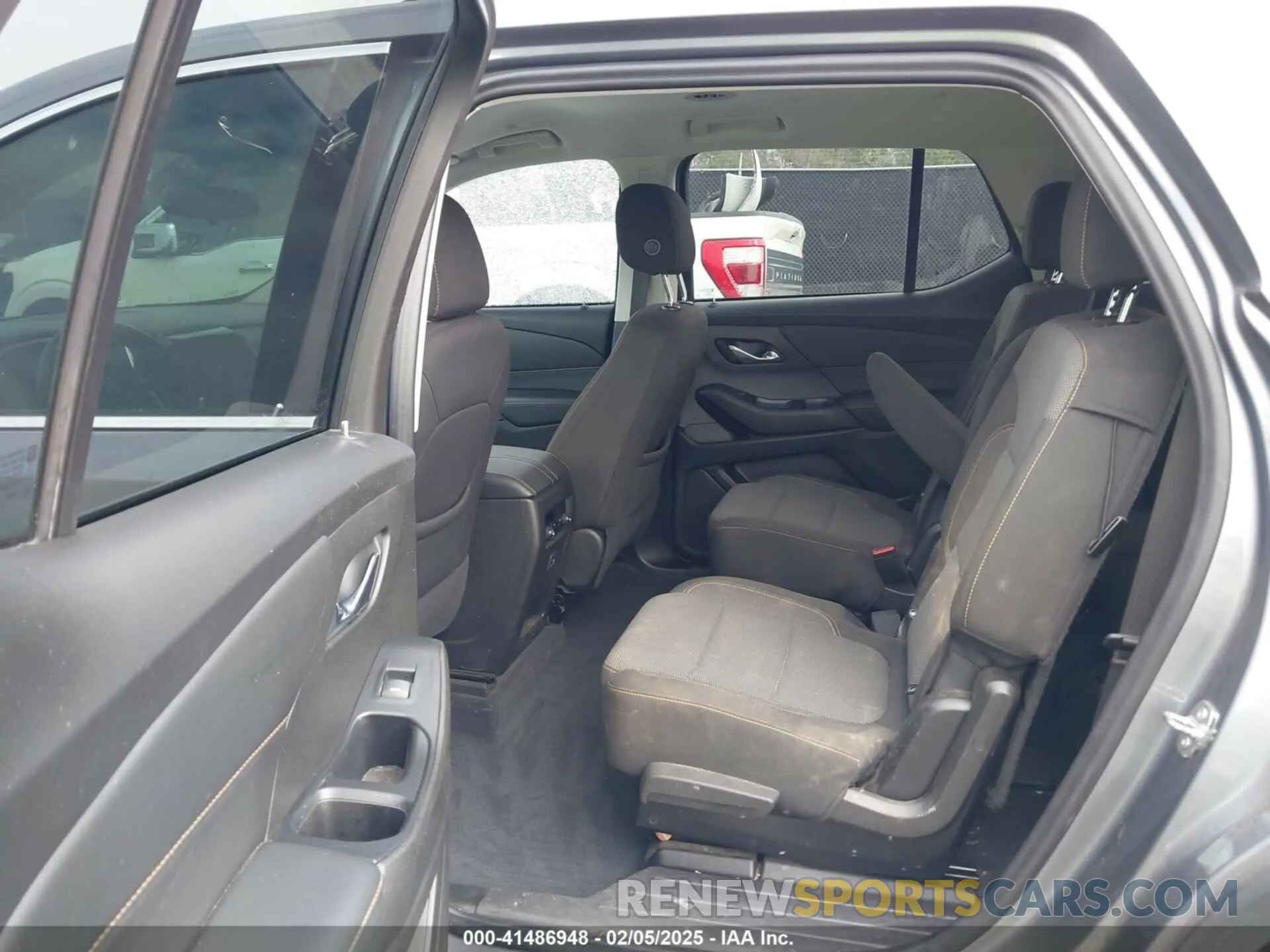 8 fotografías del automóvil dañado 1GNERGKW9MJ247157 CHEVROLET TRAVERSE 2021