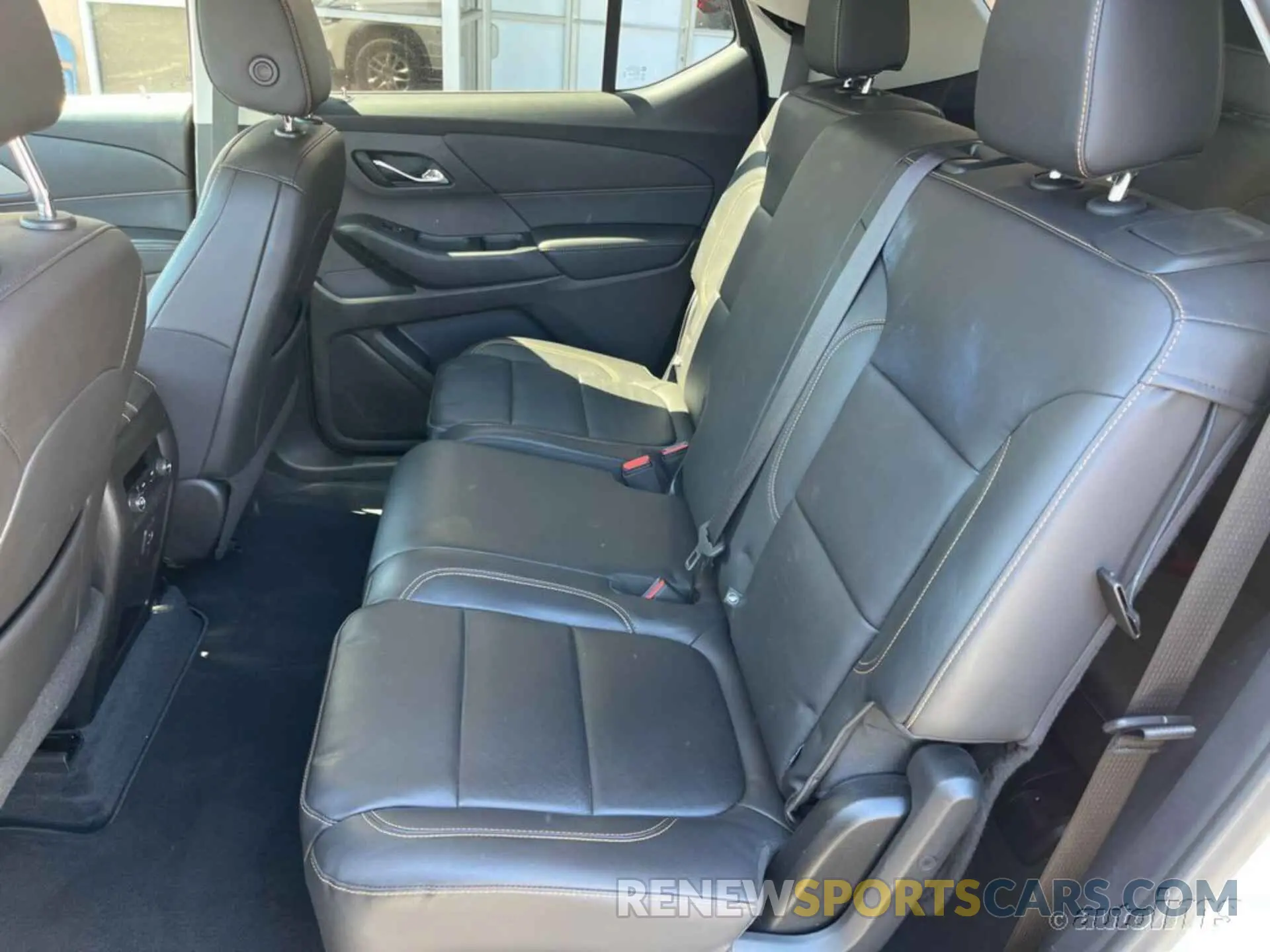 12 fotografías del automóvil dañado 1GNERHKW1MJ181905 CHEVROLET TRAVERSE 2021