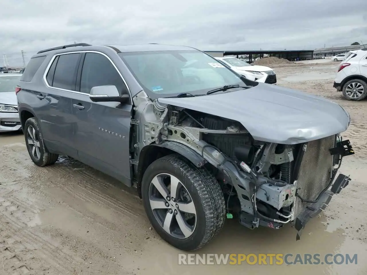 4 fotografías del automóvil dañado 1GNERHKW2MJ163235 CHEVROLET TRAVERSE 2021