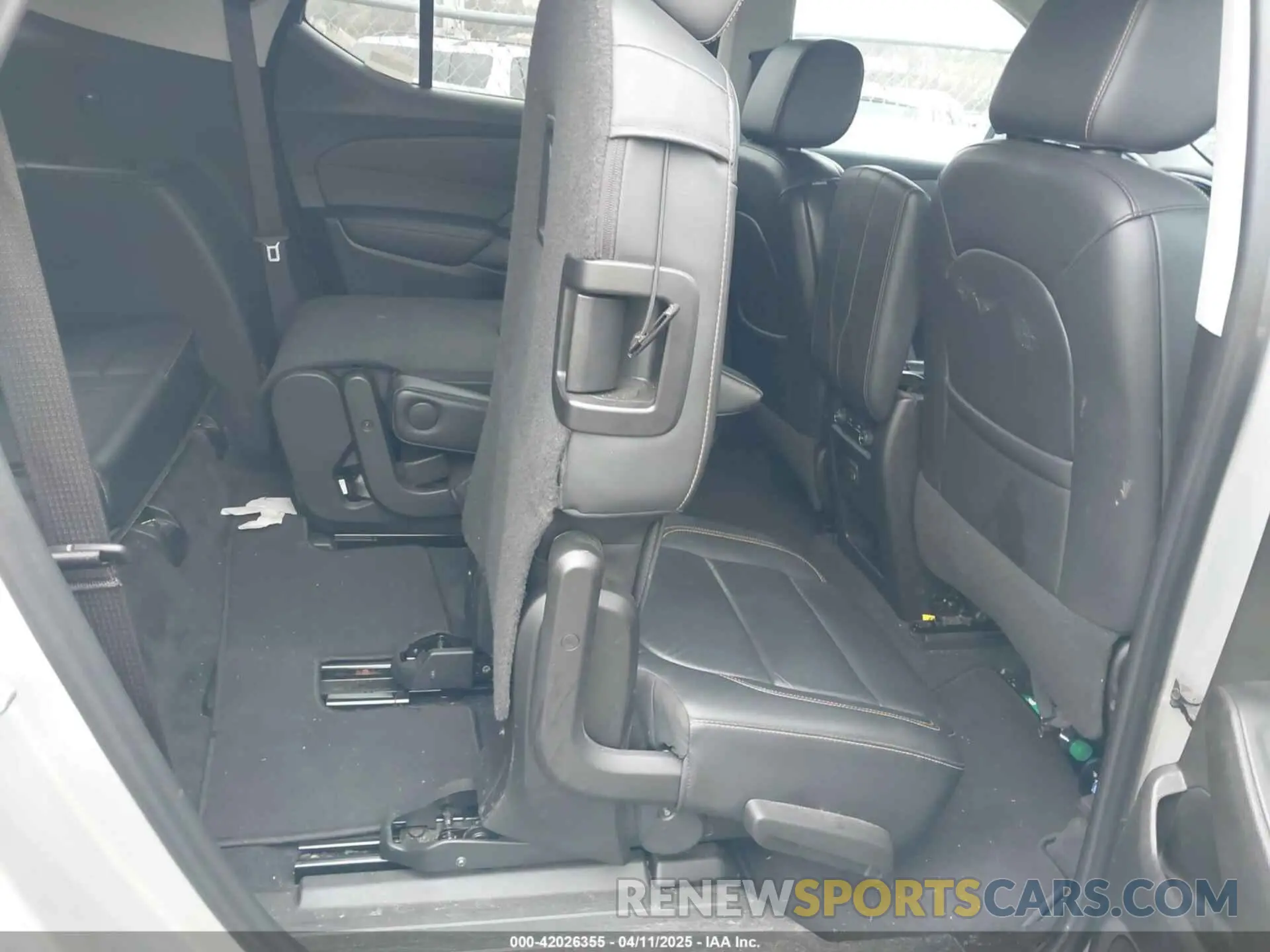8 fotografías del automóvil dañado 1GNERHKW3MJ214421 CHEVROLET TRAVERSE 2021